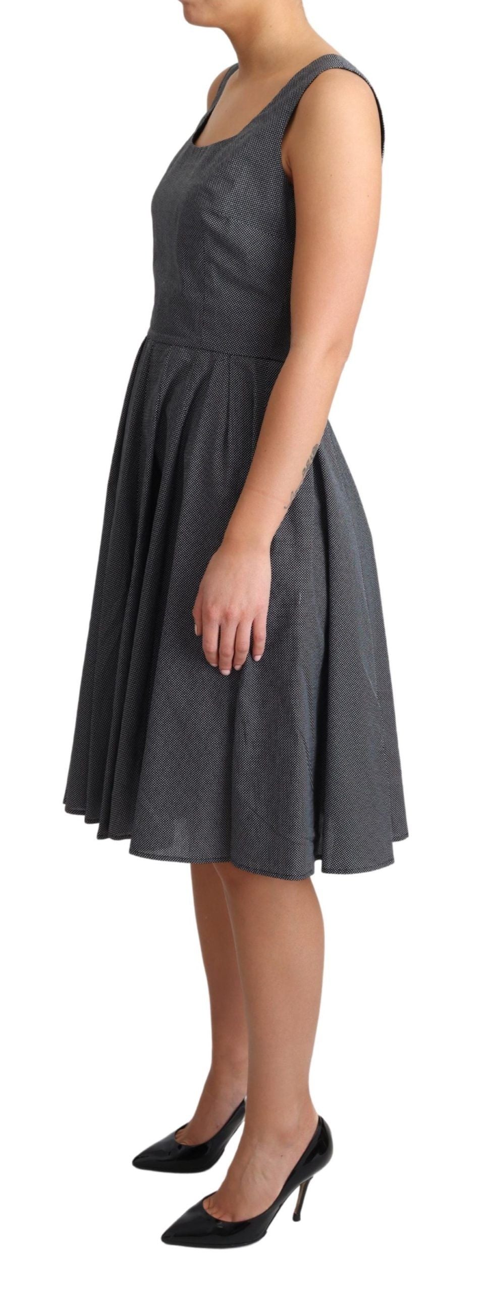 Dolce & Gabbana Elegantes ärmelloses A-Linien-Kleid mit Punkten