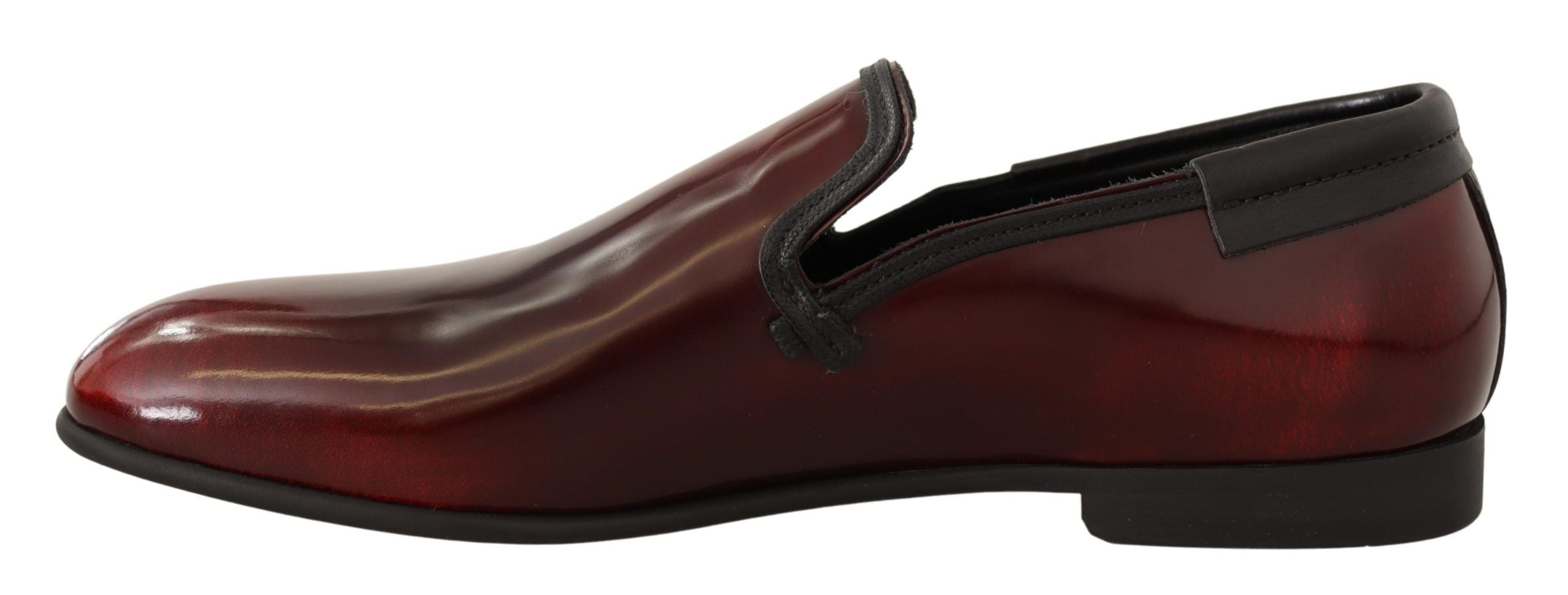 Mocasini eleganți din piele de culoare bordeaux de la Dolce & Gabbana
