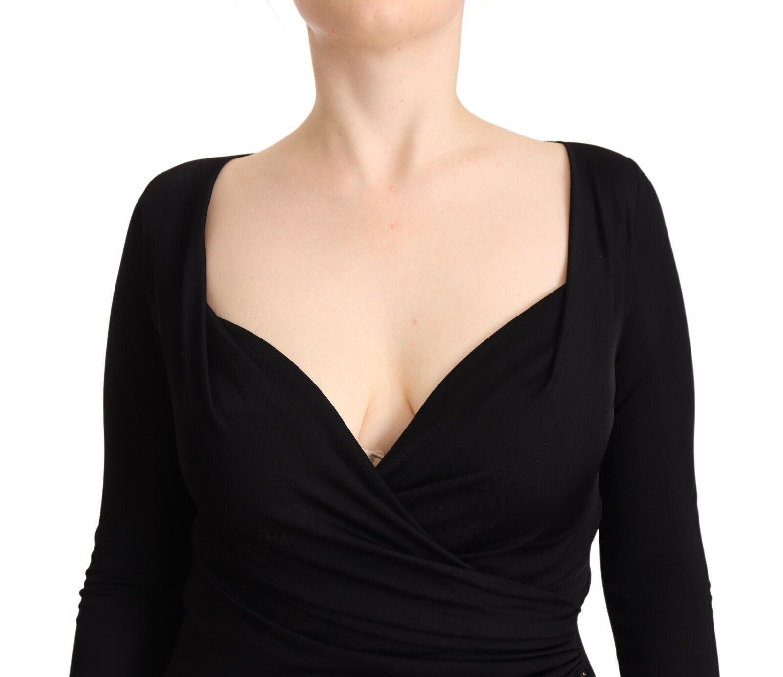 Rochie elegantă GF Ferre neagră, model teacă, cu decolteu în formă de inimă