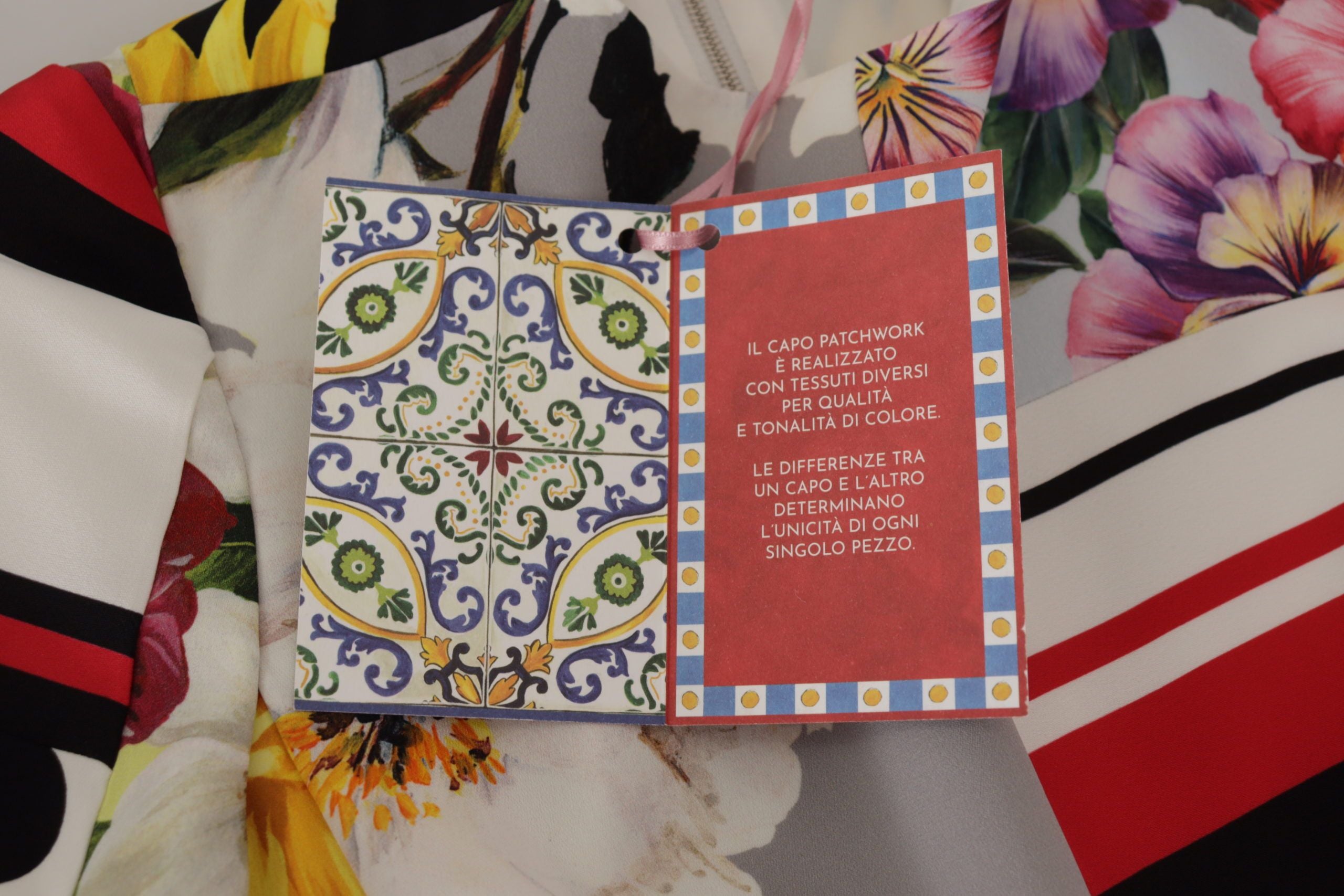 Dolce & Gabbana Mehrfarbiges Patchwork-Etuikleid aus Charmeuse