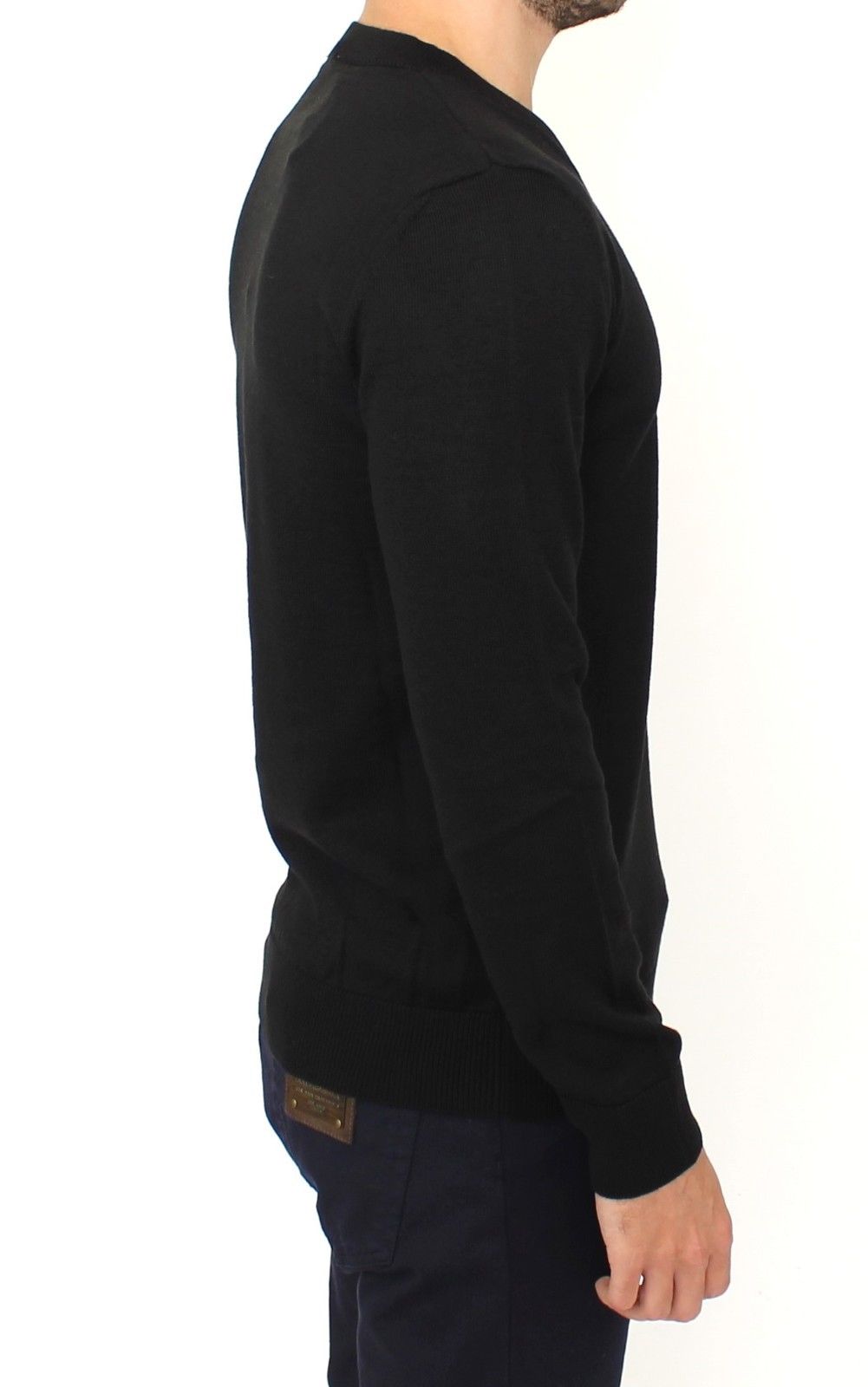 Ermanno Scervino Eleganter schwarzer Pullover aus Wollmischung mit V-Ausschnitt