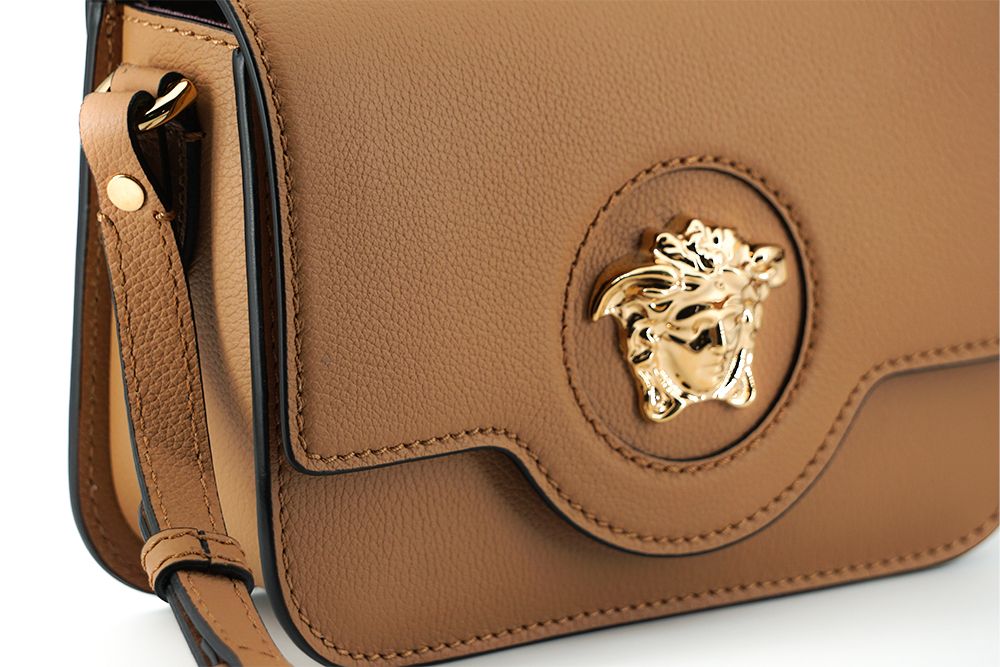 Versace – Elegante Umhängetasche aus Kalbsleder in Braun