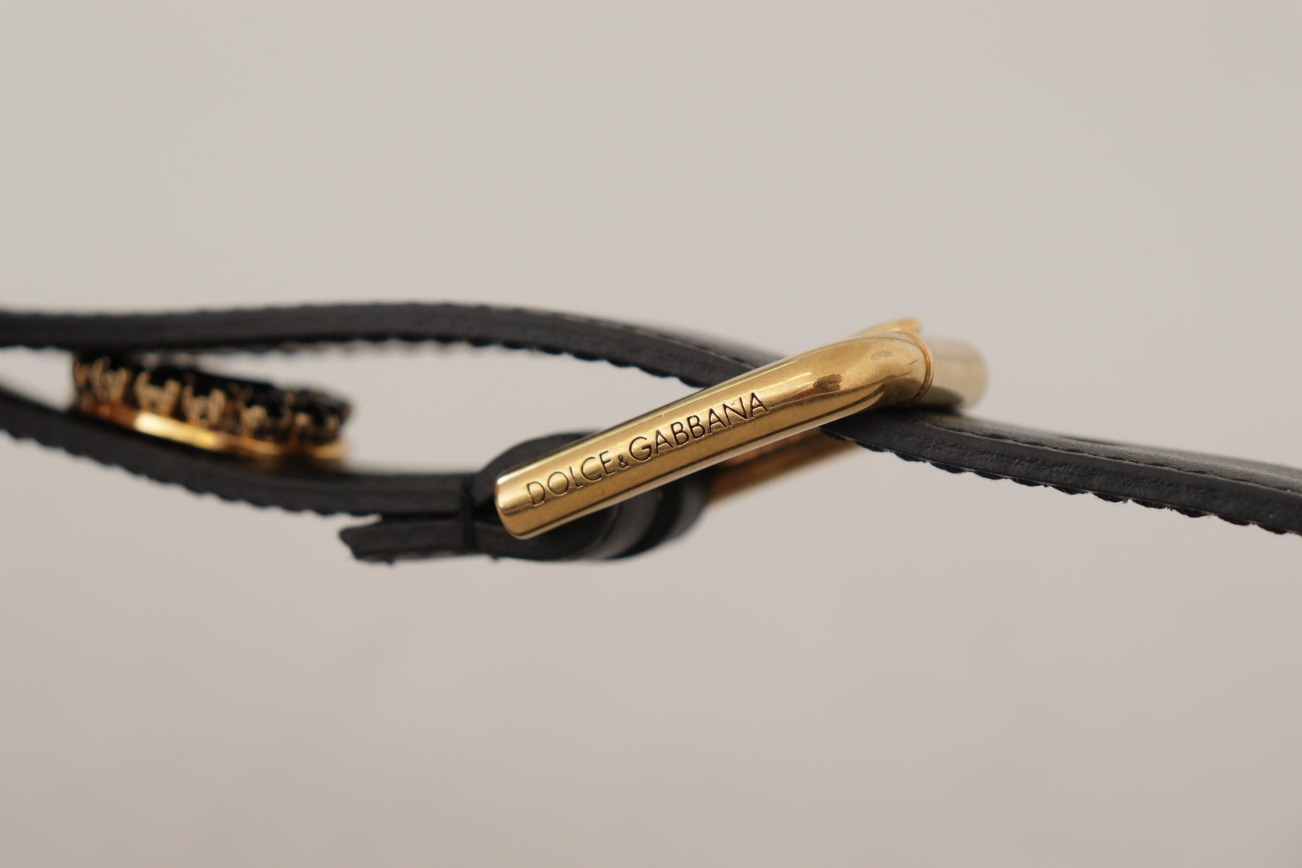 Dolce & Gabbana Eleganter schwarzer Ledergürtel mit Logo