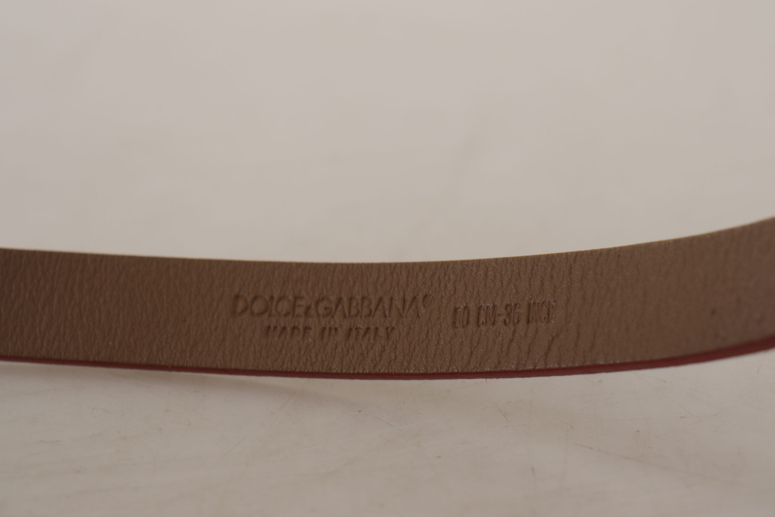 Dolce & Gabbana – Schicker Wildledergürtel mit Schnalle mit Logogravur