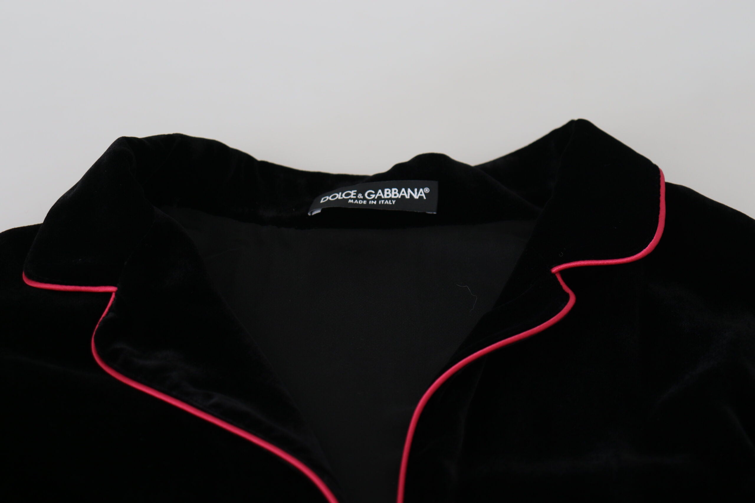 Dolce & Gabbana Elegante schwarze Jacke aus Seidenmischung mit Taillengürtel