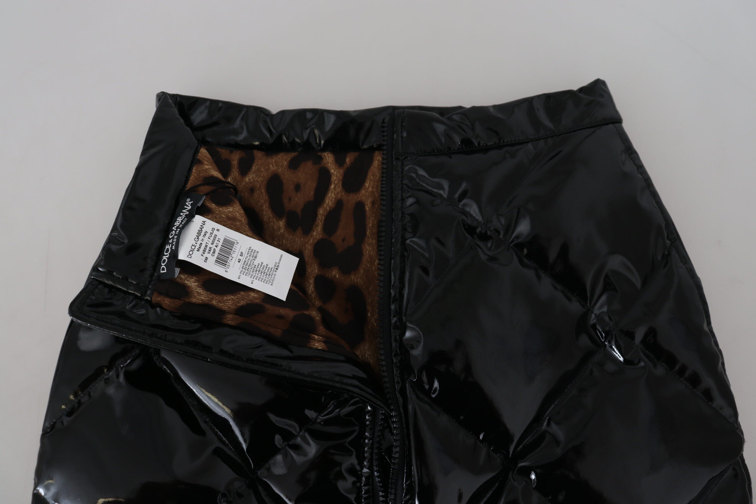 Dolce & Gabbana – Eleganter Minirock mit hoher Taille in glänzendem Schwarz