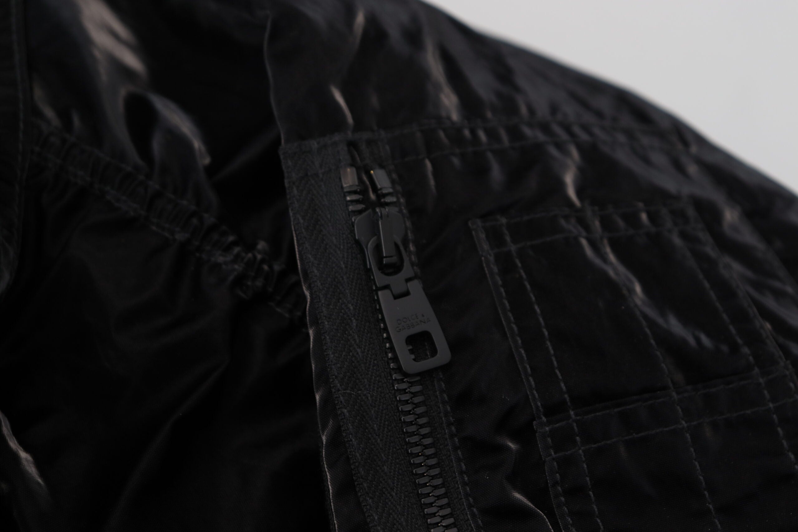 Dolce & Gabbana Jachetă elegantă cu glugă bomber neagră