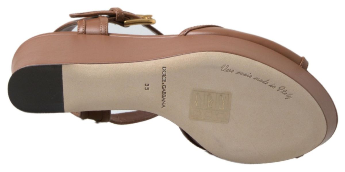 Dolce & Gabbana – Schicke Keilabsätze aus braunem Leder mit Knöchelriemen