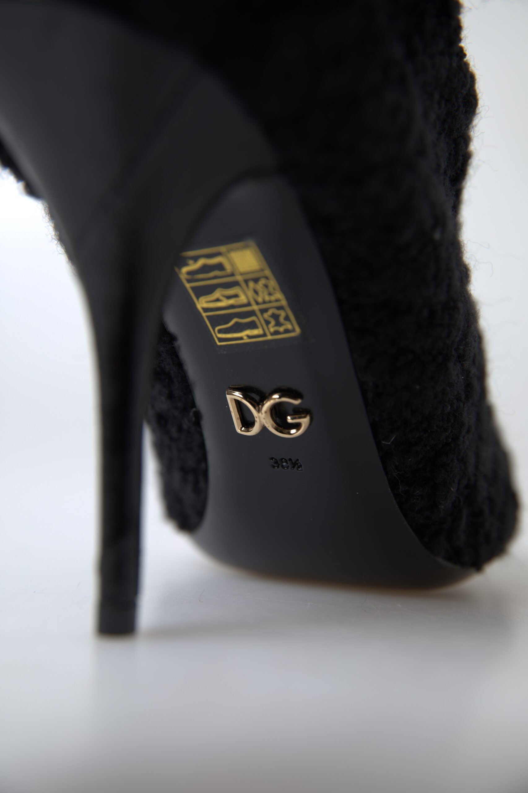 Dolce & Gabbana Elegante Stiefel aus Schurwolle mit mittlerer Wadenhöhe
