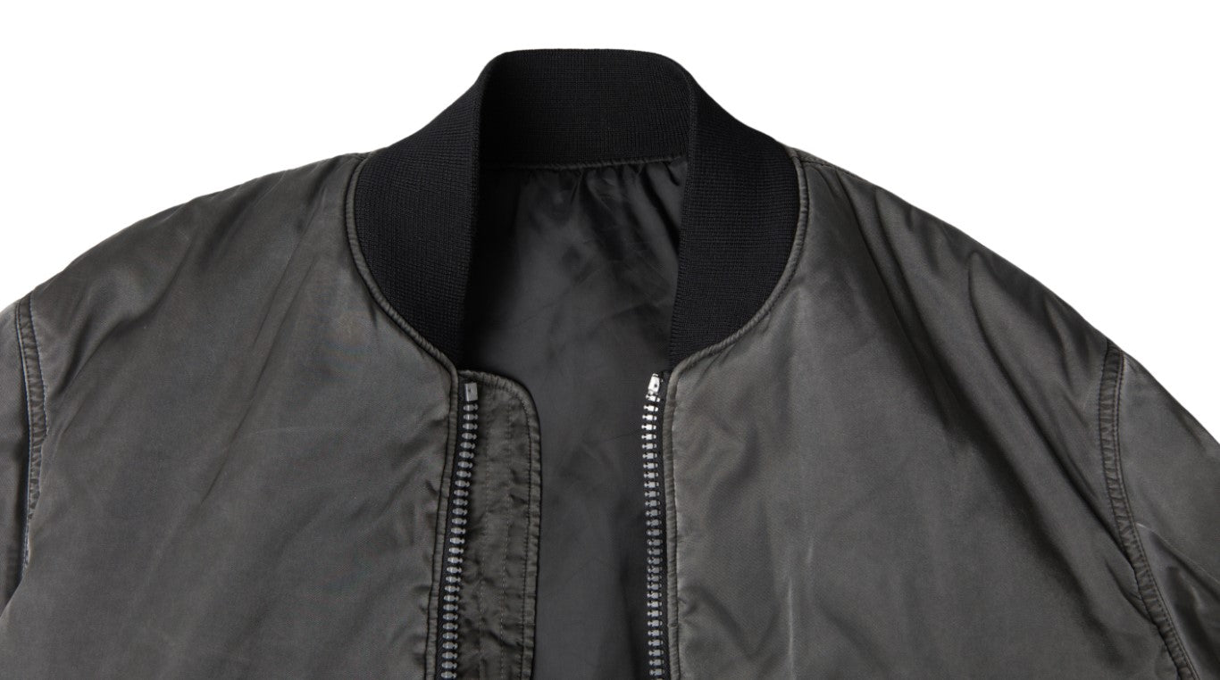 Geacă bomber elegantă MM6 Maison Margiela gri cu închidere completă cu fermoar