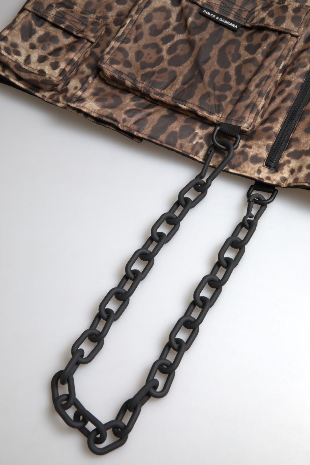 Dolce & Gabbana Seidenweste mit Leopardenmuster, exklusive Sportbekleidung