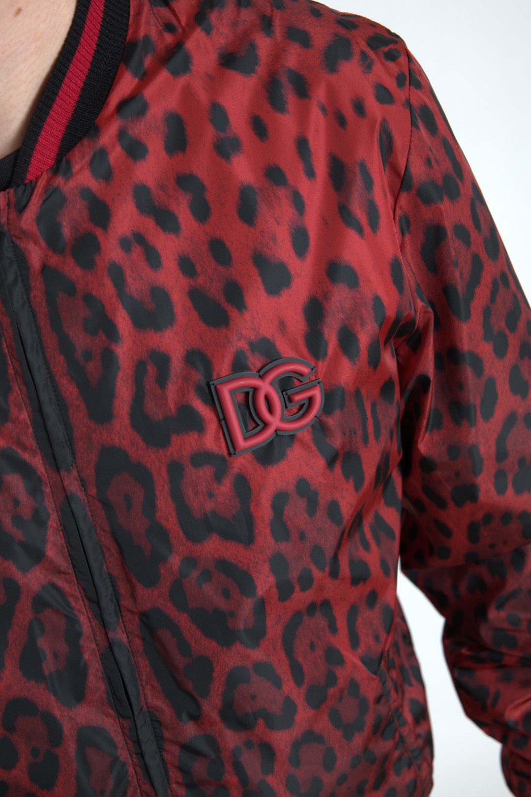 Jachetă bomber roșie cu imprimeu leopard Dolce & Gabbana
