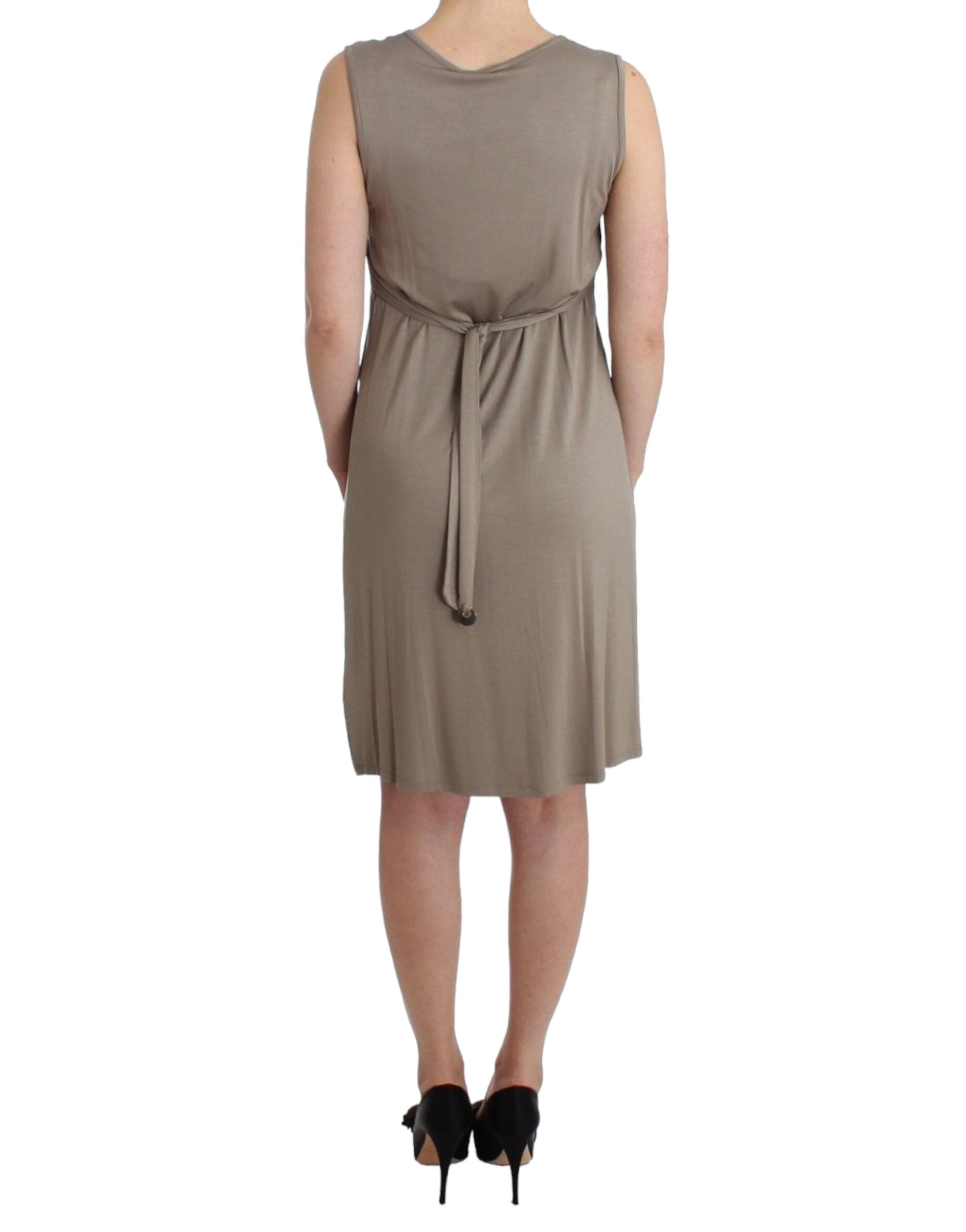 Knielanges Etuikleid mit Nieten von Roccobarocco in Beige
