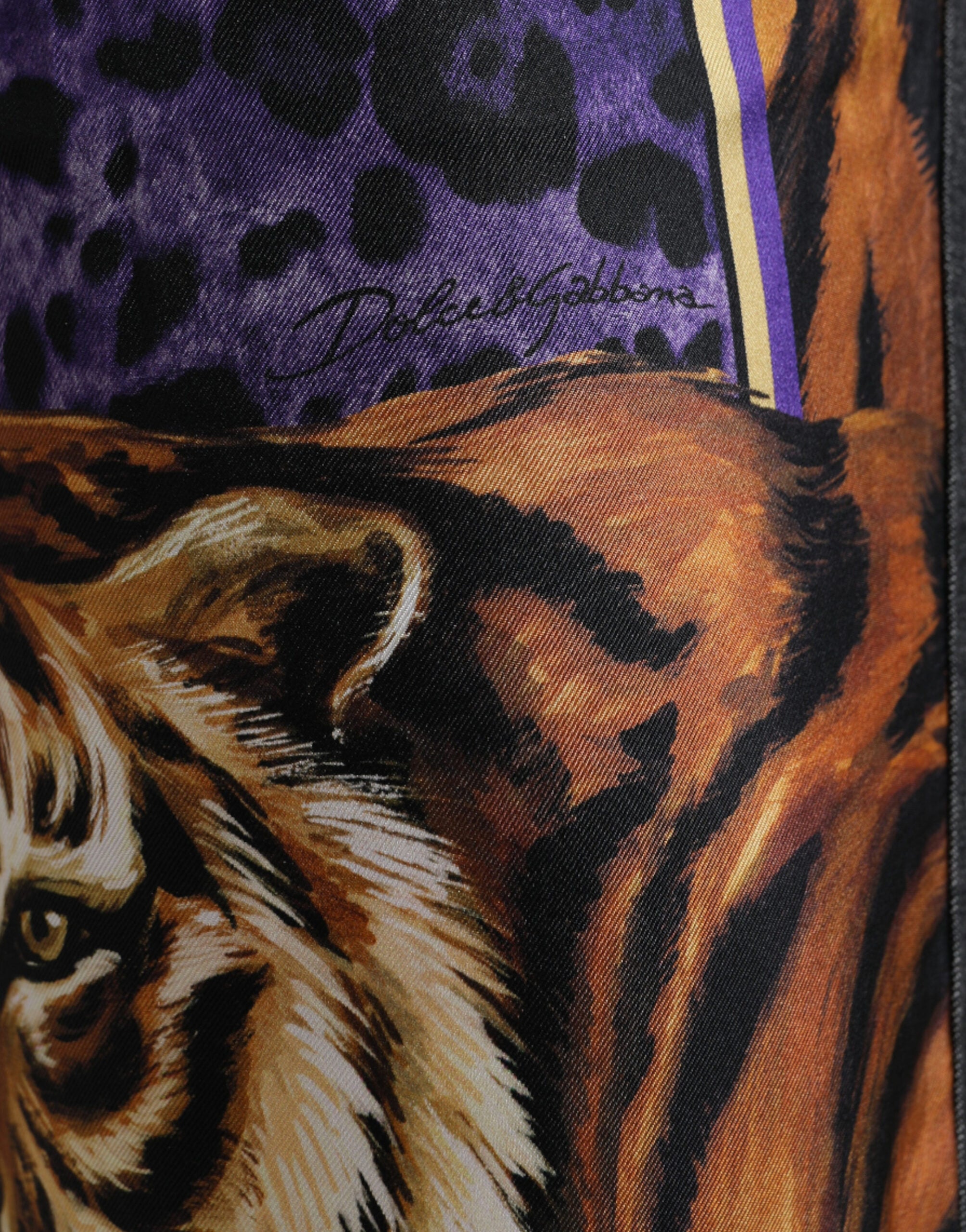 Dolce & Gabbana, mehrfarbige, lockere Jeans mit Tiger-Print