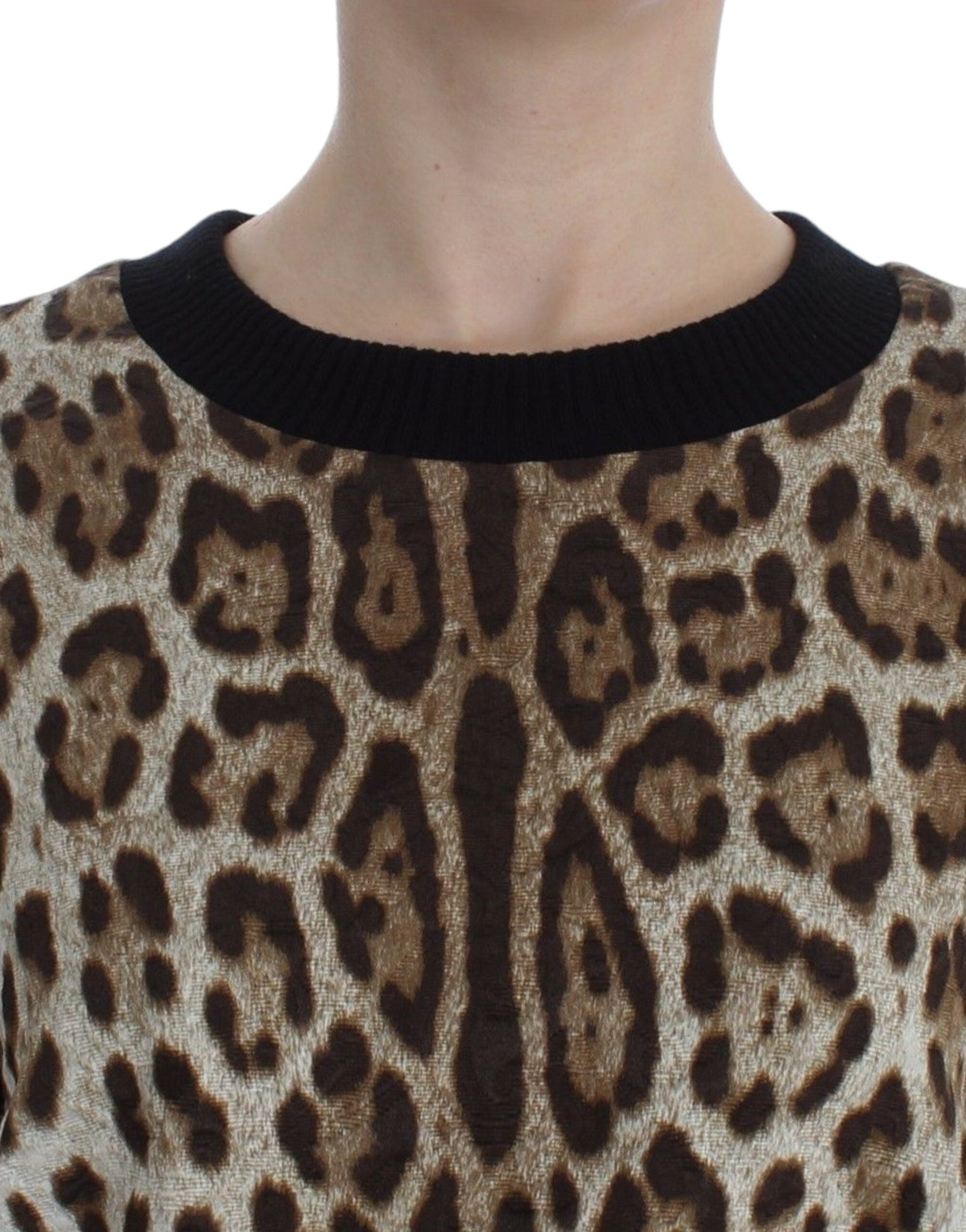 Dolce & Gabbana Elegantes kurzes Pullover-Oberteil mit Leopardenmuster