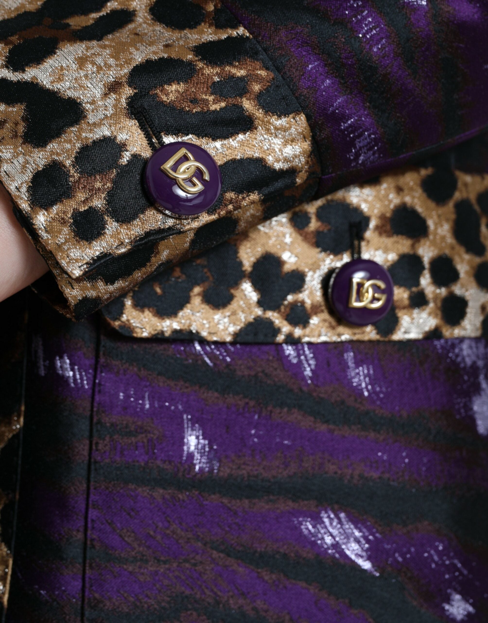 Dolce & Gabbana – Exquisiter Jacquard-Trenchcoat mit Tigermotiv