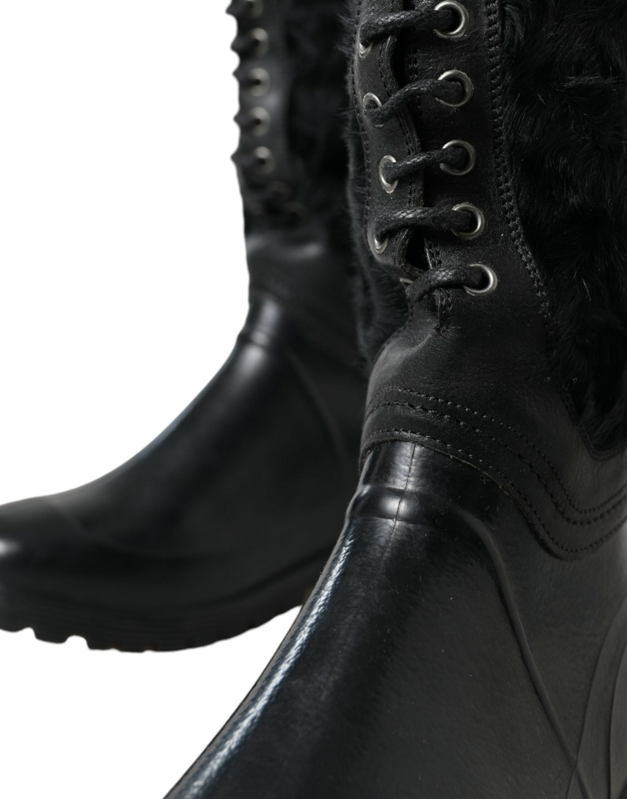Dolce & Gabbana – Elegante schwarze Shearling-Stiefel mit halbhohem Schaft