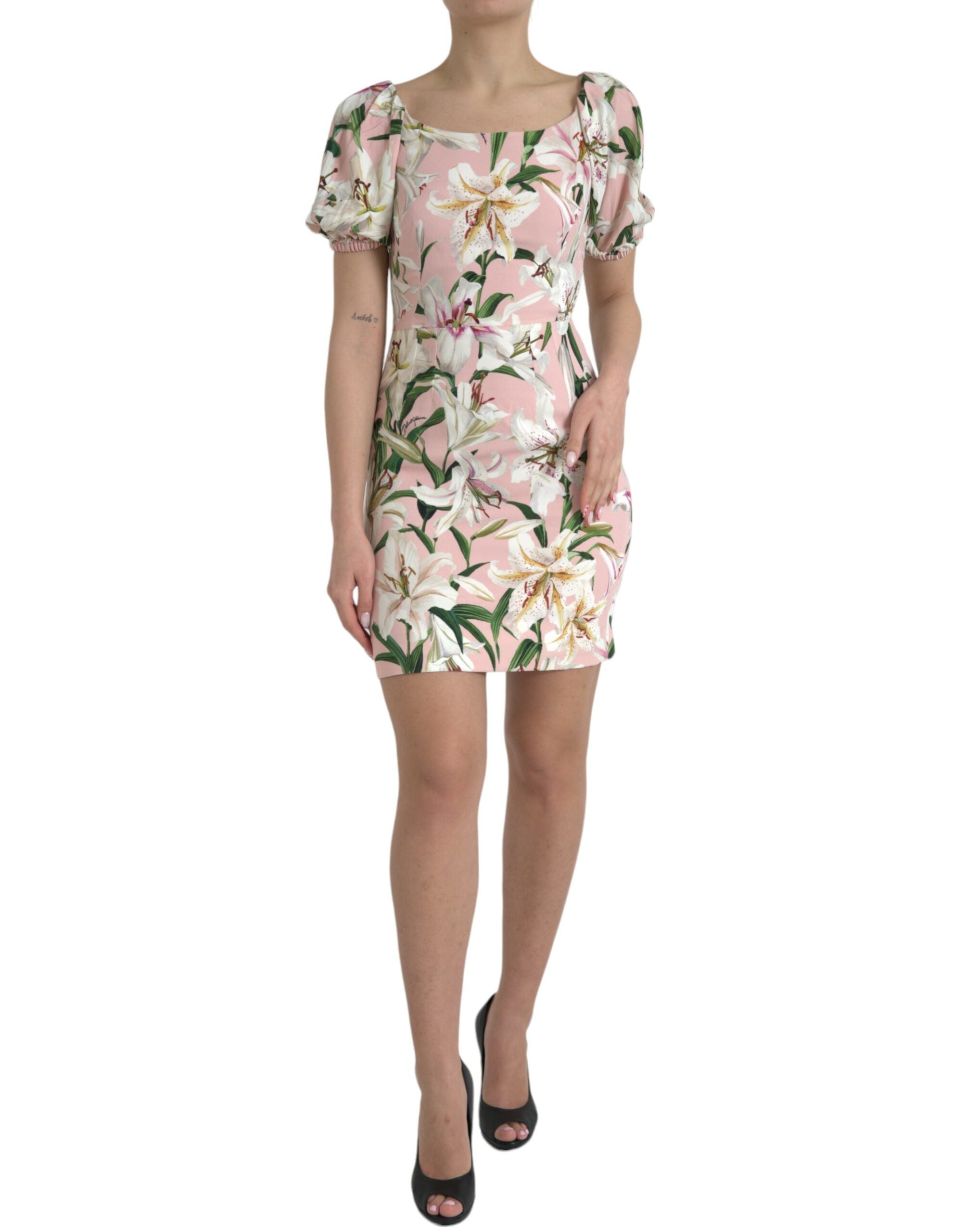 Dolce & Gabbana – Elegantes Etuikleid mit rosa Lilien-Print