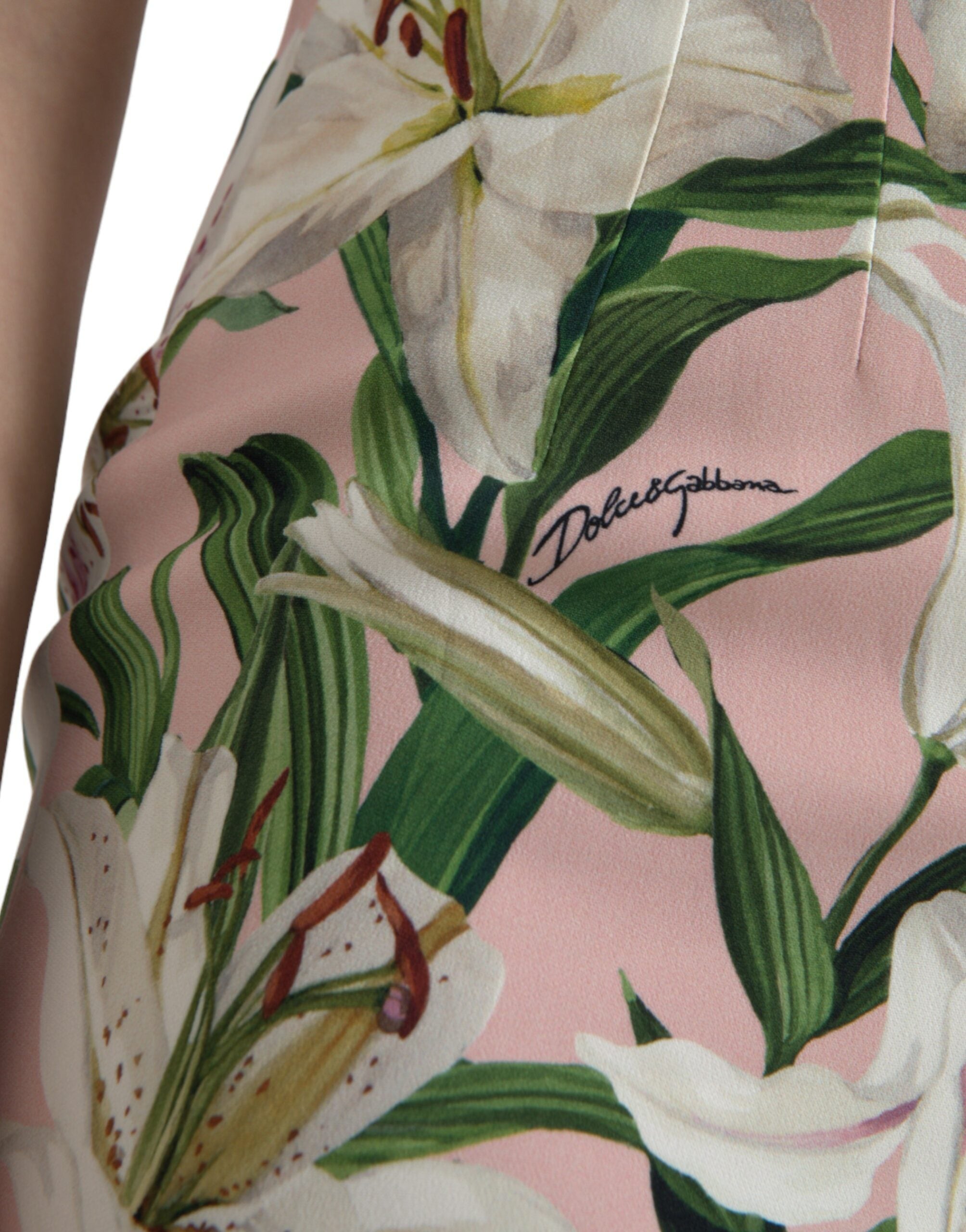 Dolce & Gabbana – Elegantes Etuikleid mit rosa Lilien-Print