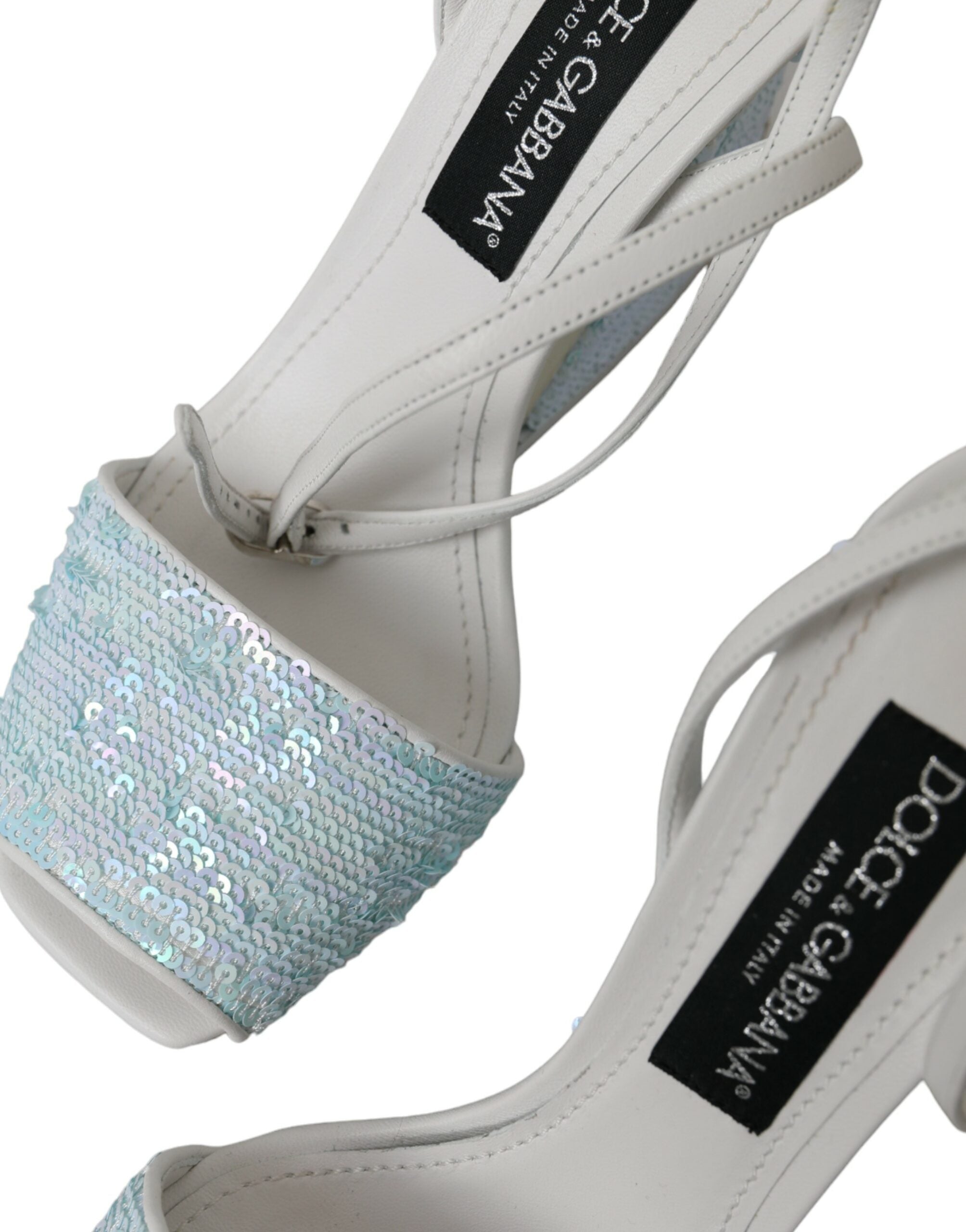 Dolce & Gabbana Hellblaue Sandalen mit Knöchelriemen und Pailletten