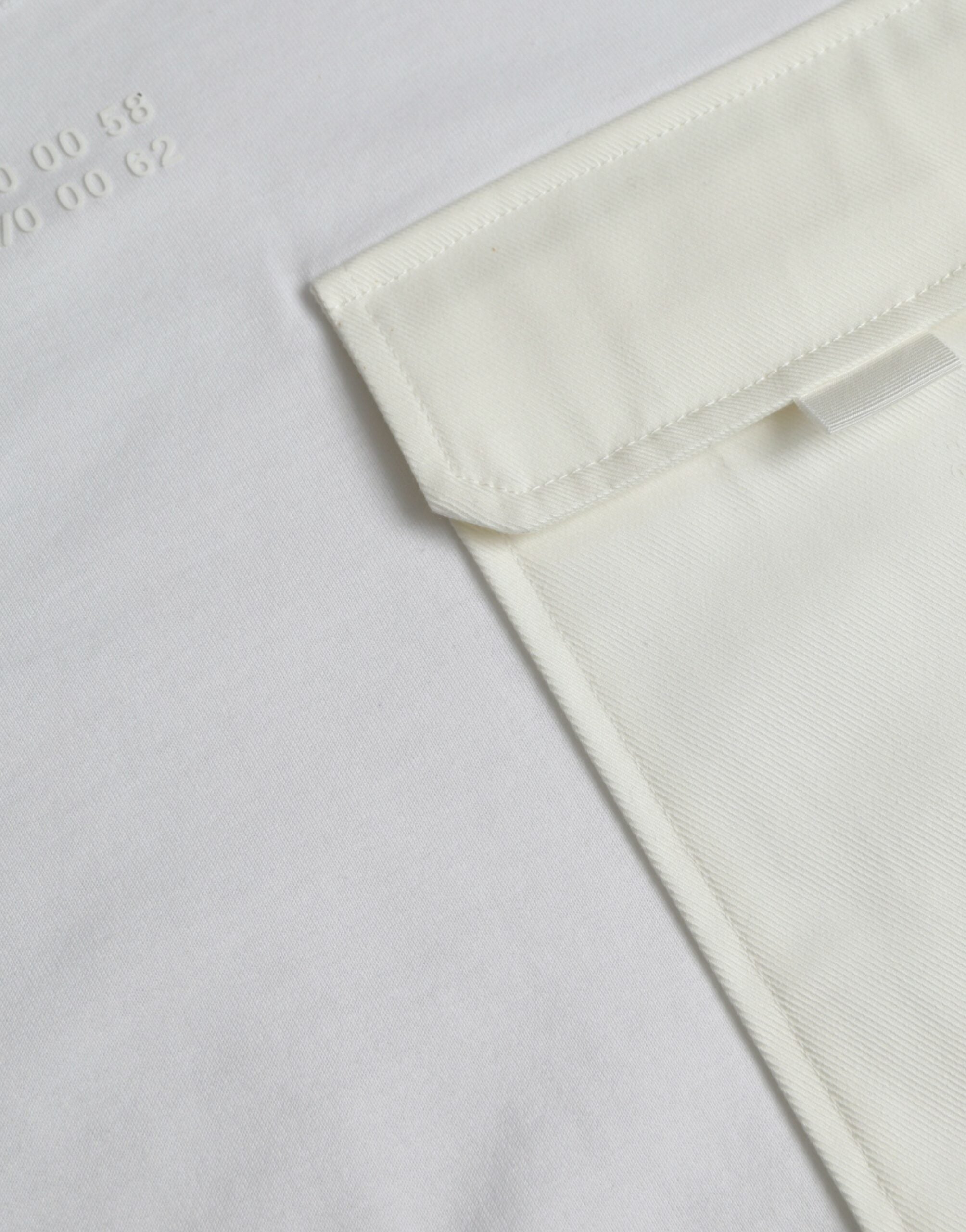 Dolce & Gabbana – Weißes T-Shirt mit kurzen Ärmeln aus Baumwolle mit Tasche