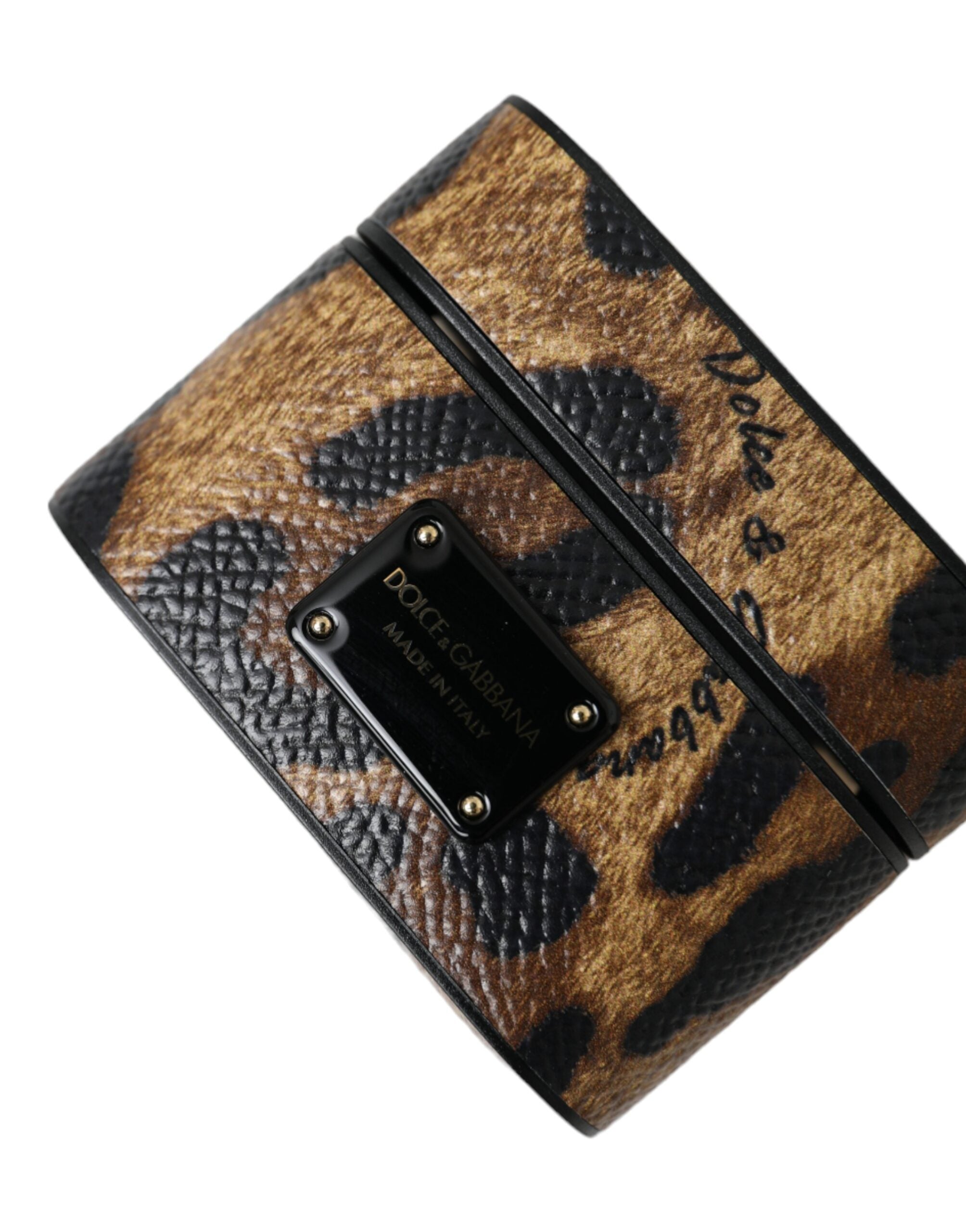 Husă Dolce & Gabbana pentru Airpods din piele de vițel maro cu leopard și placă metalică cu logo