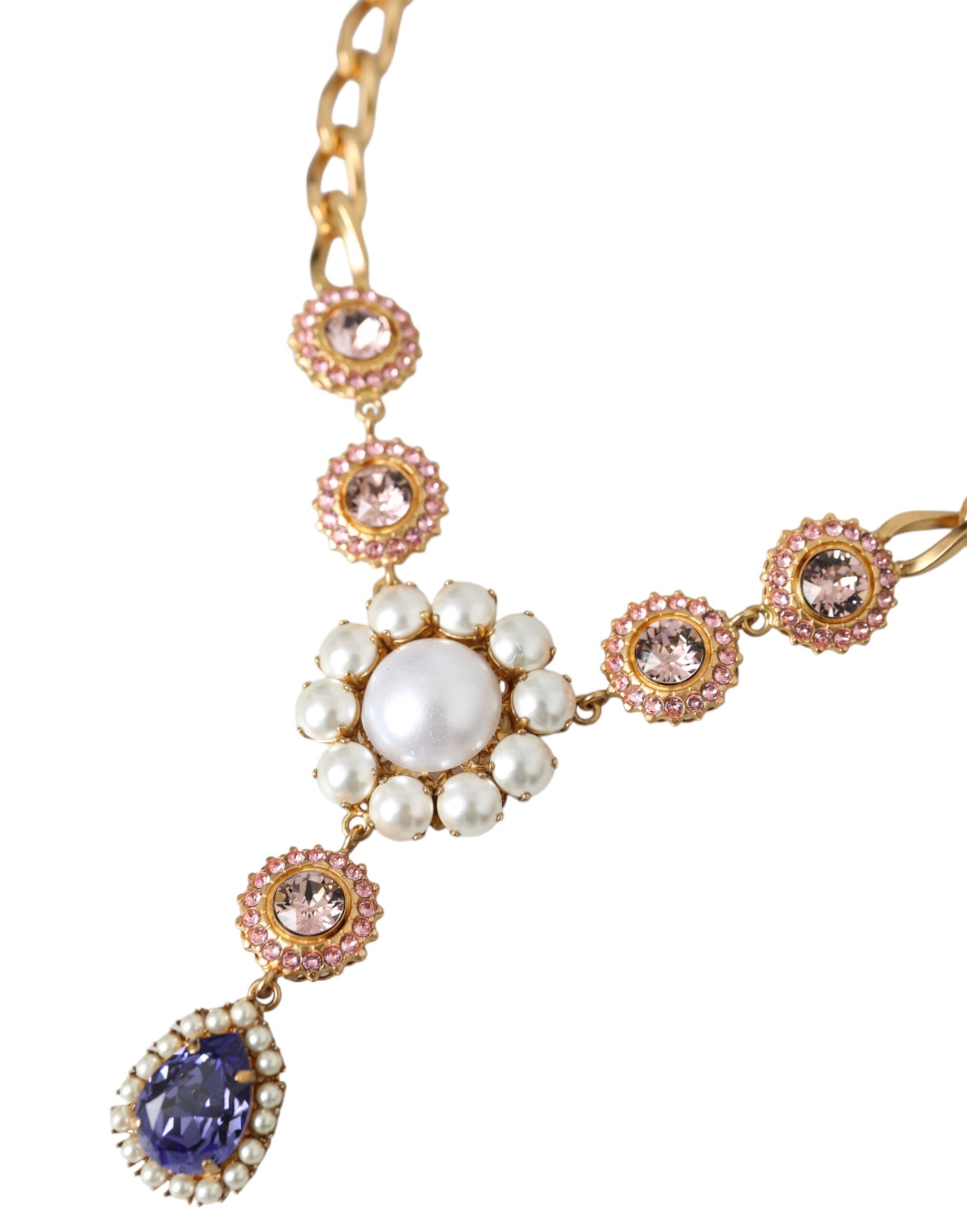 Dolce & Gabbana Halskette mit Anhängern aus goldenem Messing mit Kristallen, lila und rosa Perlen