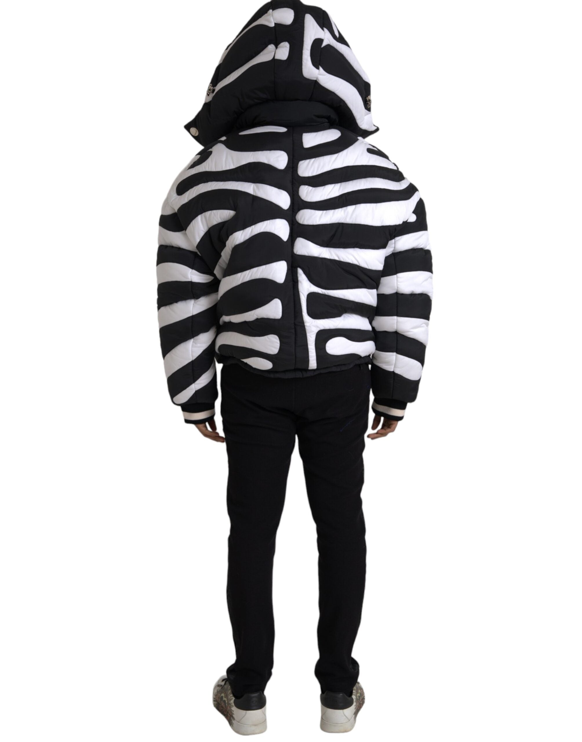 Dolce & Gabbana – Pufferjacke mit Kapuze und schwarzen und weißen Streifen