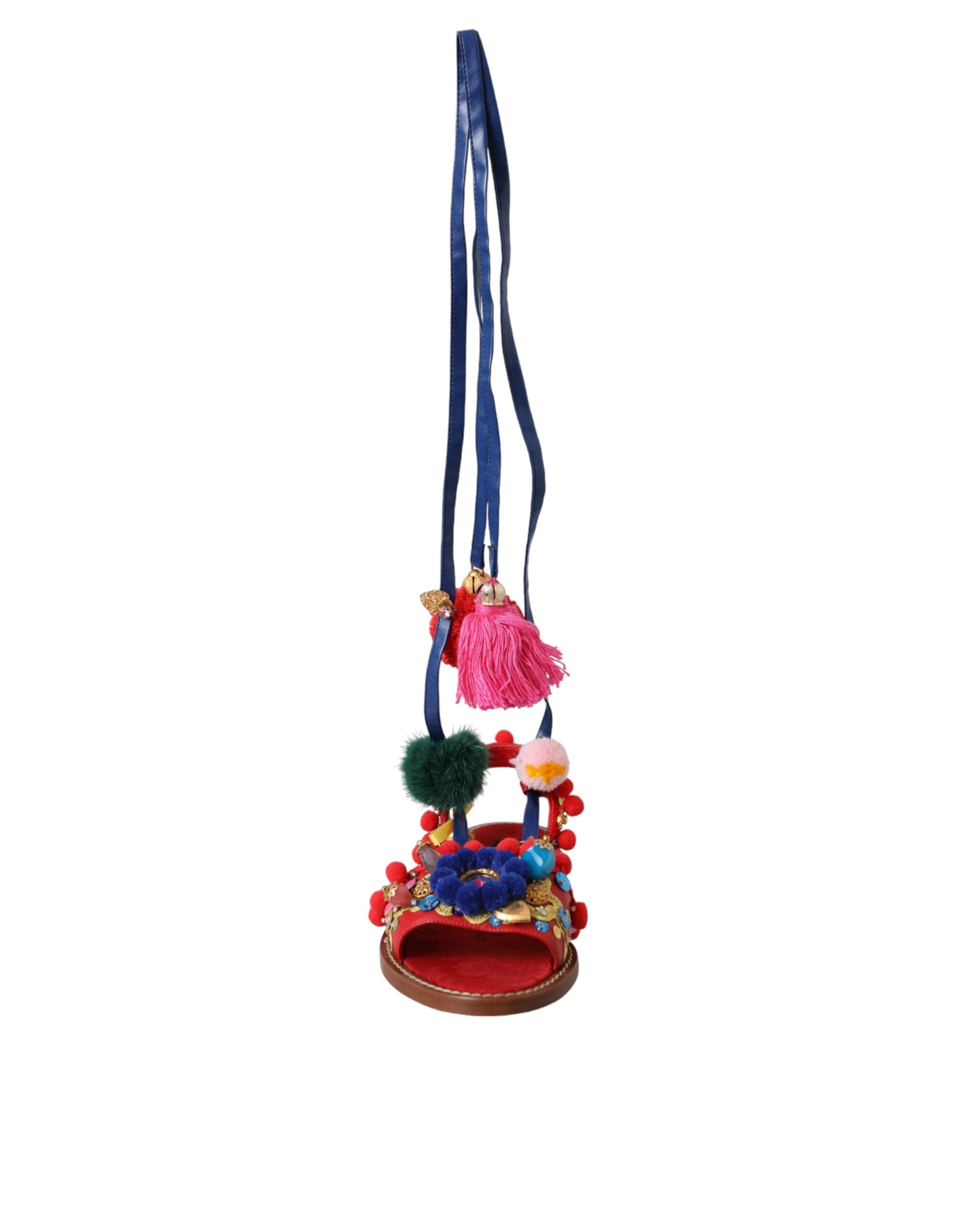Dolce & Gabbana – Sandalen mit Fellwickel in Mehrfarbig mit Pom-Pom-Muster