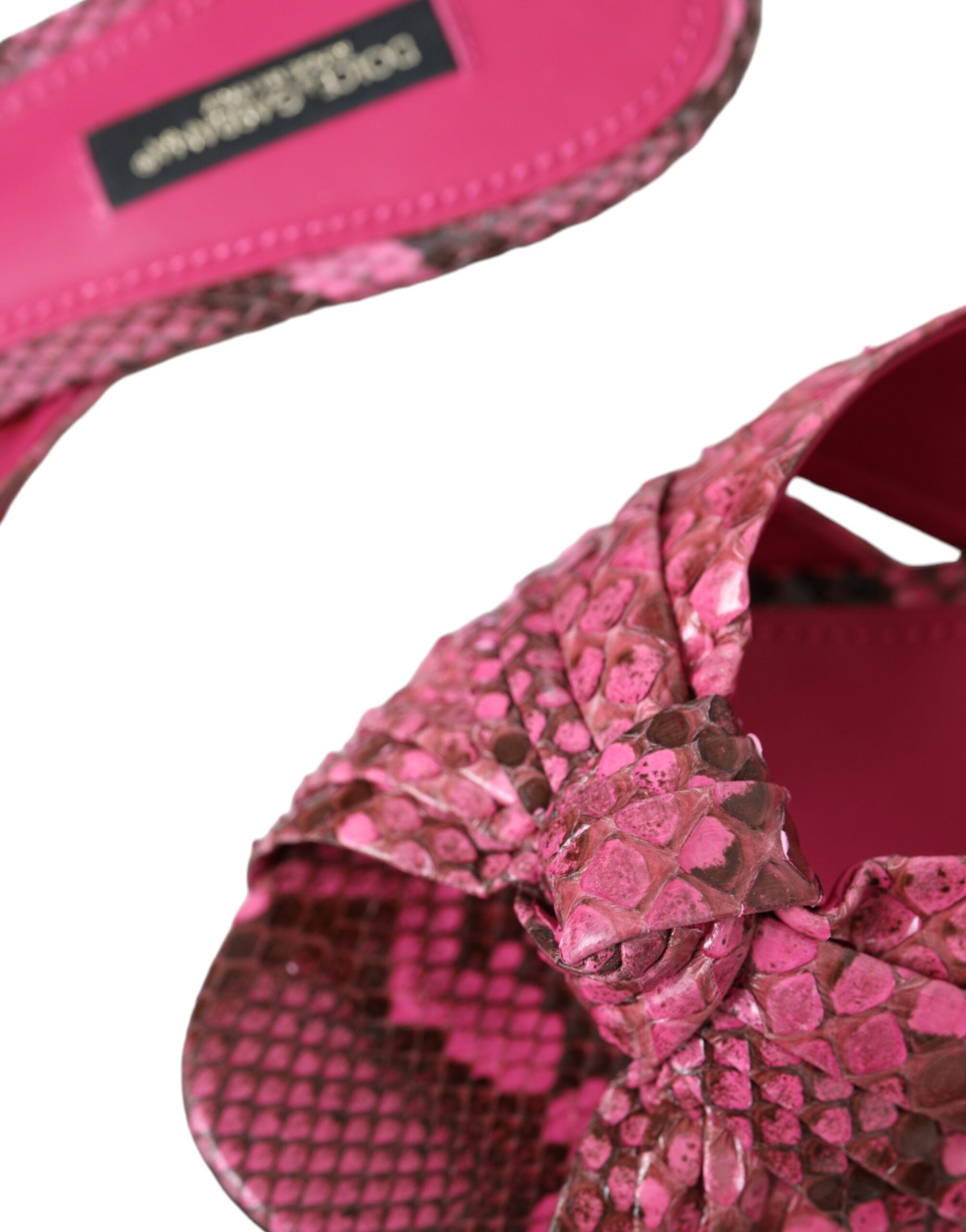 Sandale Dolce & Gabbana roz din piele exotică cu toc mic
