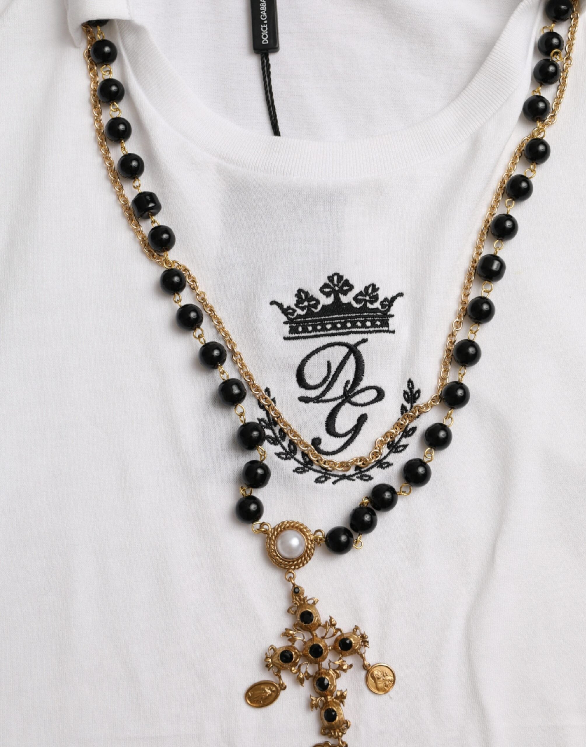 Dolce & Gabbana – Weißes T-Shirt mit kurzen Ärmeln und Halskette aus Baumwolle