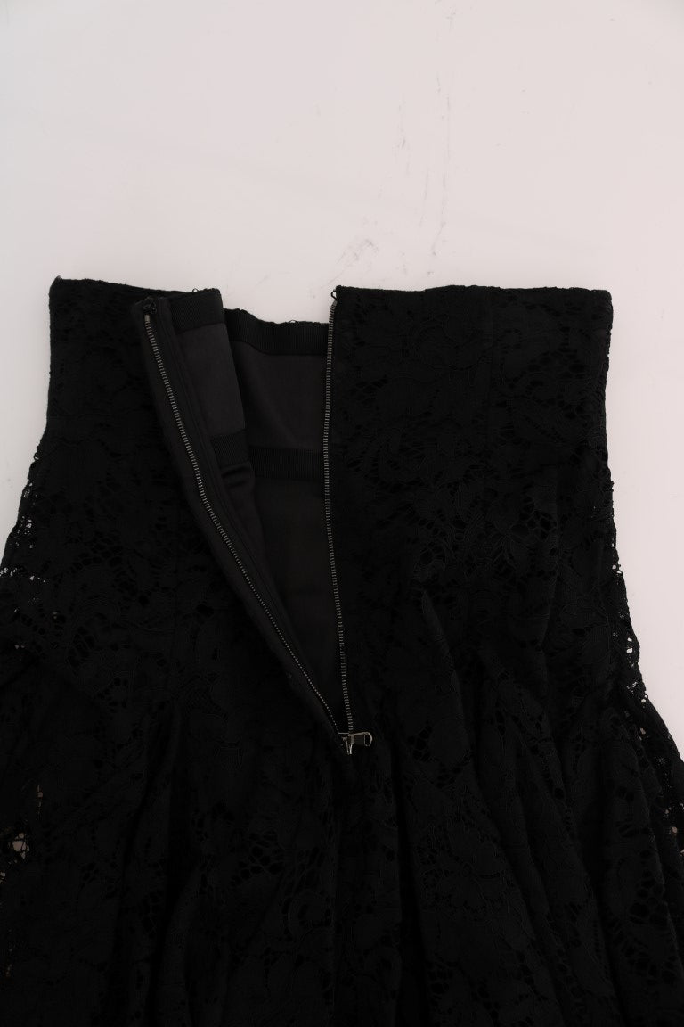 Dolce & Gabbana – Eleganter Minirock in A-Linie mit Blumenspitze