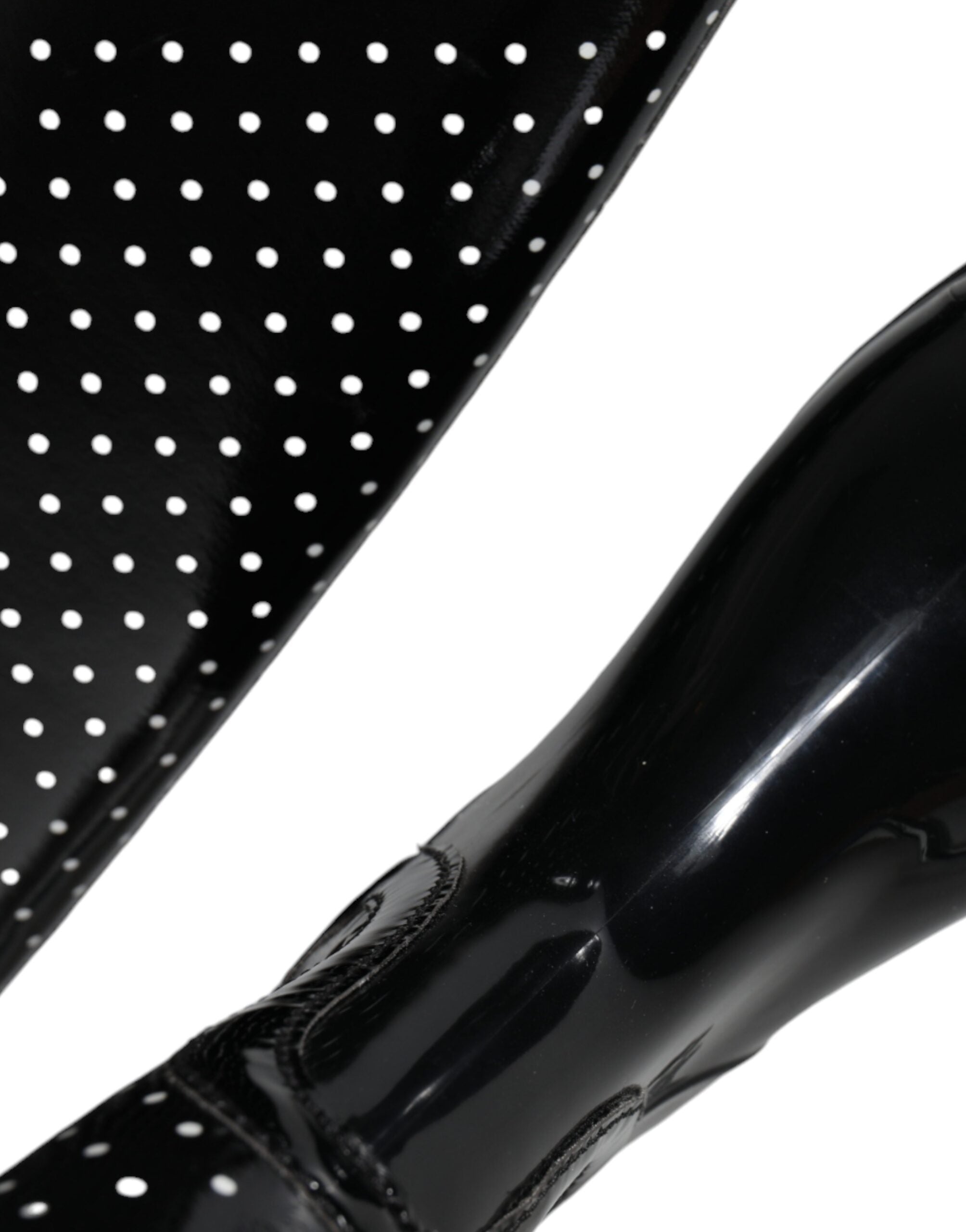 Dolce & Gabbana – Kniehohe Stiefel aus Gummi mit schwarzen Punkten