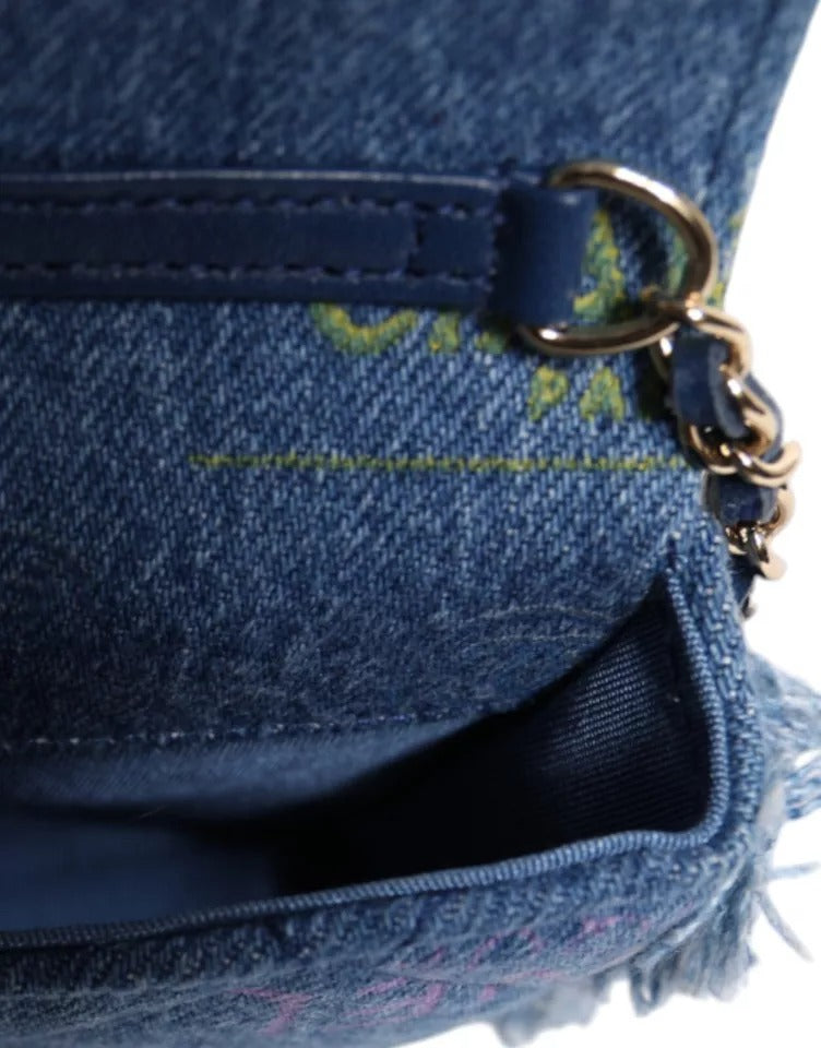 Chanel Denim Mood Flap Micro-Schultertasche mit Logo-Print und Fransen