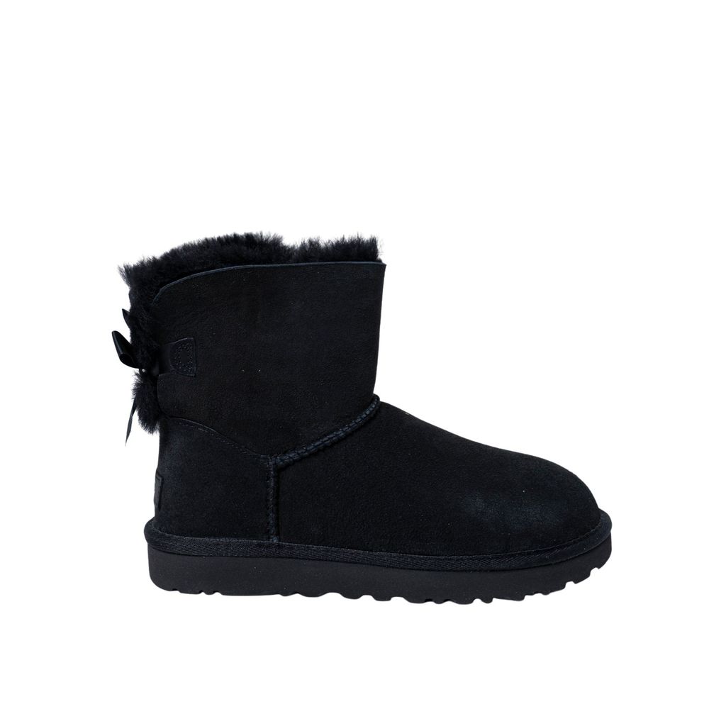 Cizmă UGG neagră din piele întoarsă