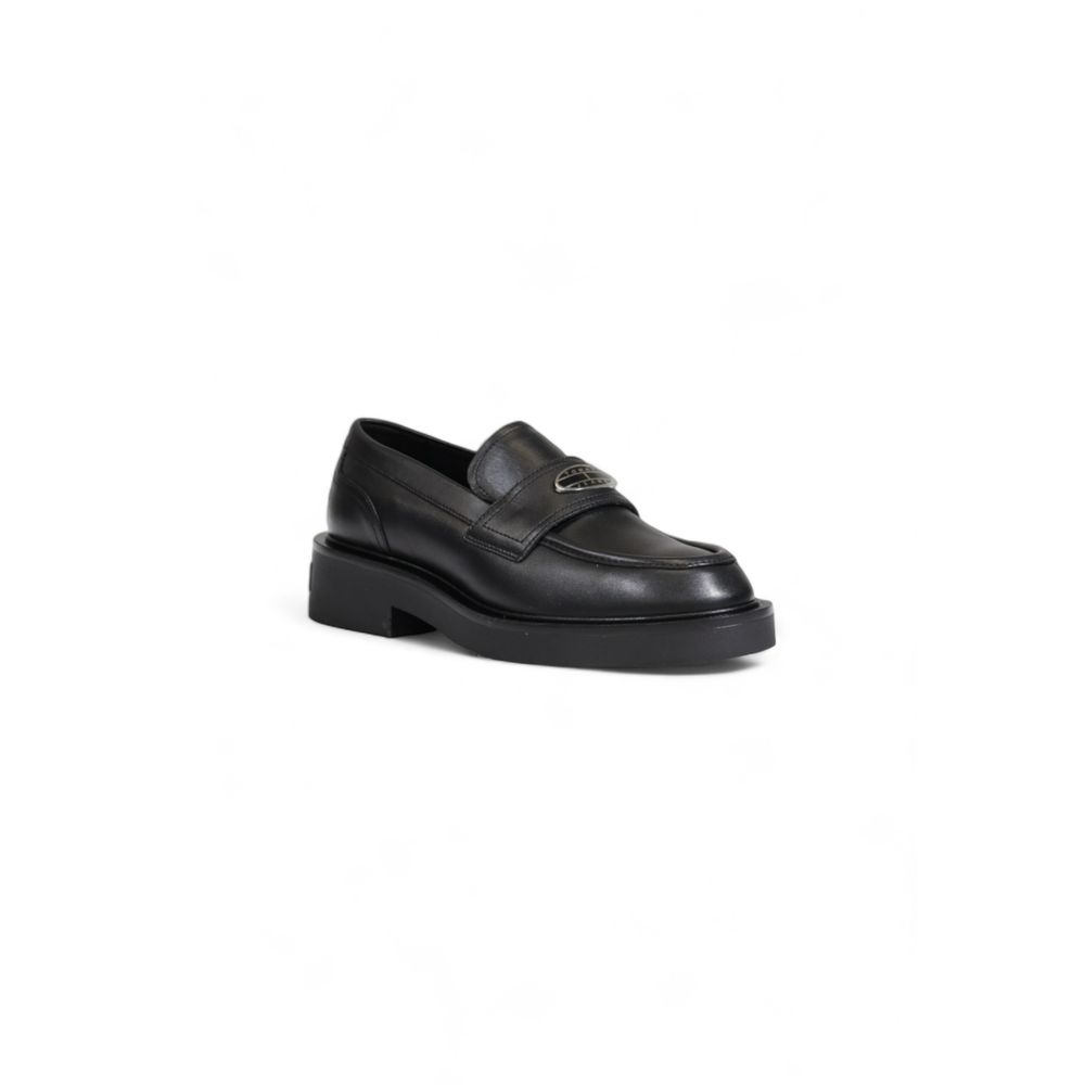 Tommy Hilfiger – Flache Schuhe aus schwarzem Leder