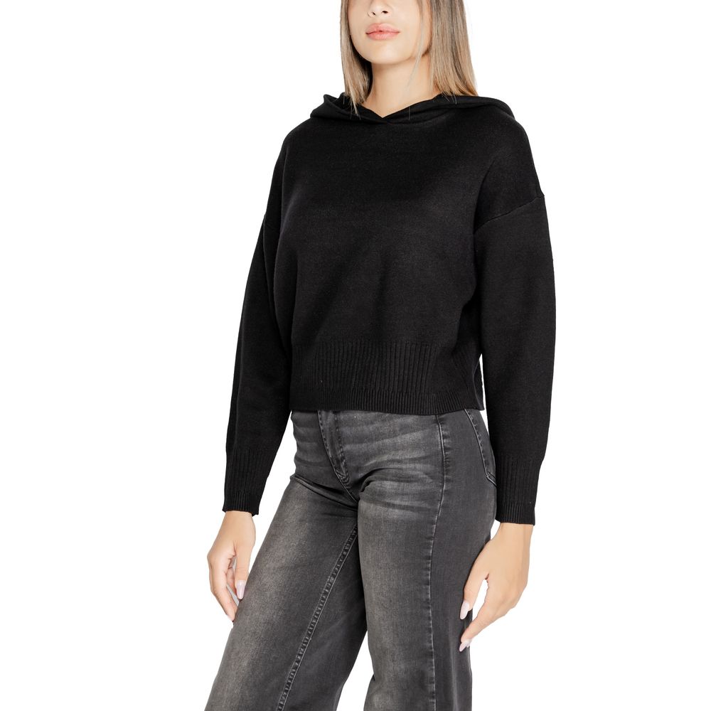 Bluze și tricou Vero Moda negre din viscoză