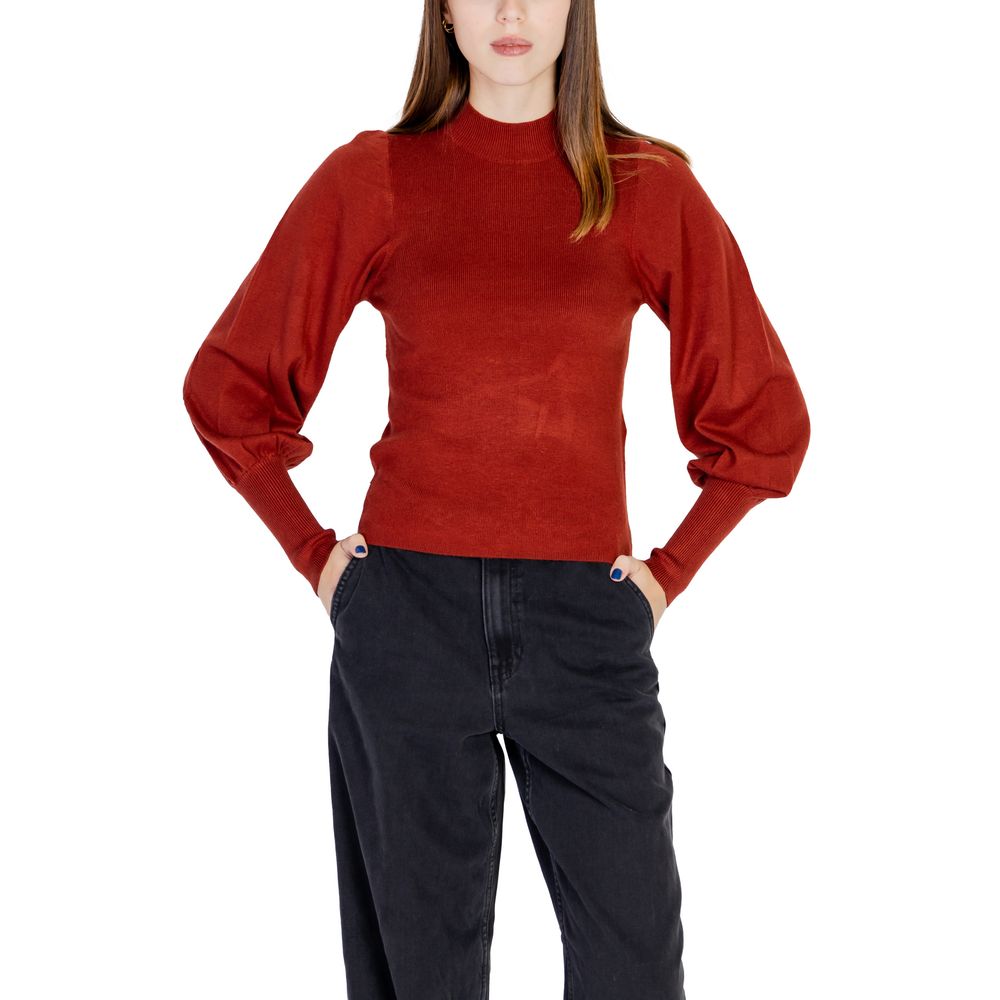Topuri și tricou roșii din viscoză Vero Moda