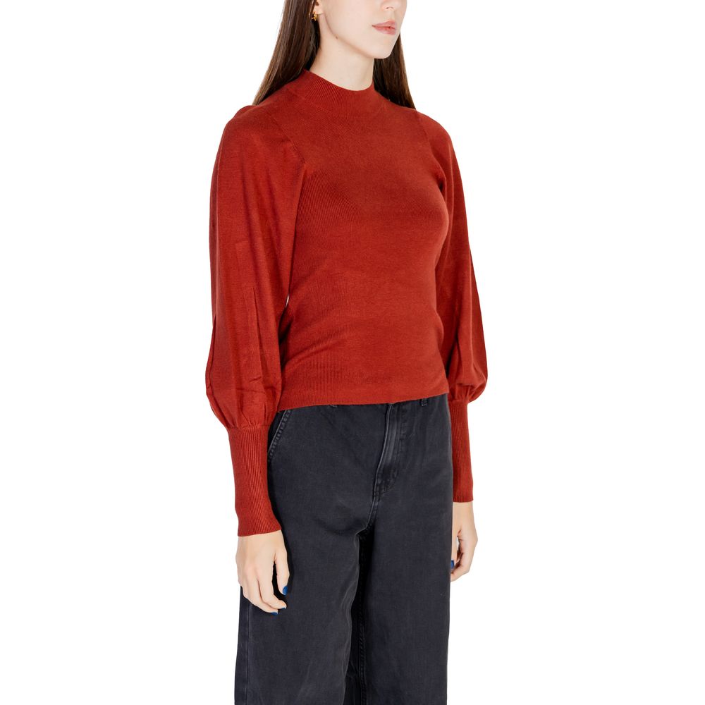 Topuri și tricou roșii din viscoză Vero Moda
