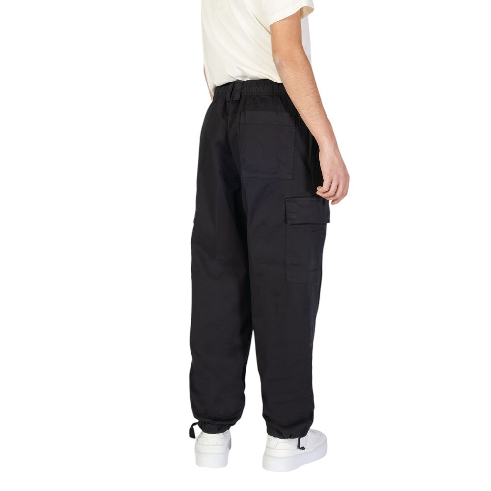 Calvin Klein Jeans – Schwarze Jeans und Hose aus recycelter Baumwolle