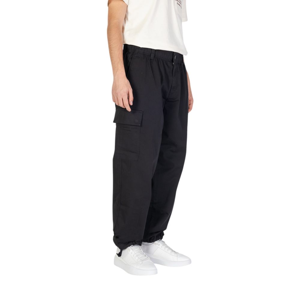 Calvin Klein Jeans – Schwarze Jeans und Hose aus recycelter Baumwolle