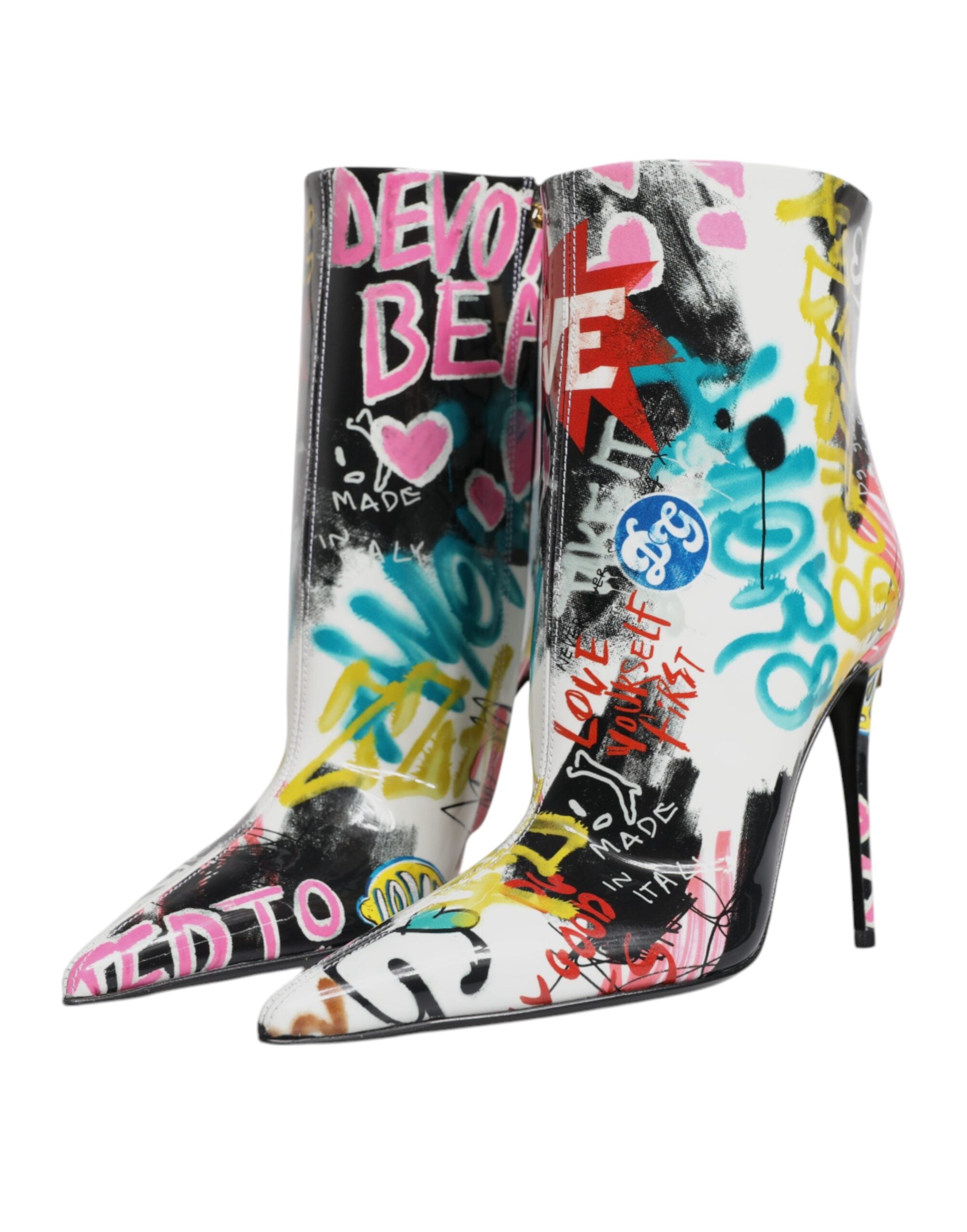Dolce & Gabbana – Keira – Wadenhohe Stiefel mit mehrfarbigem Graffiti