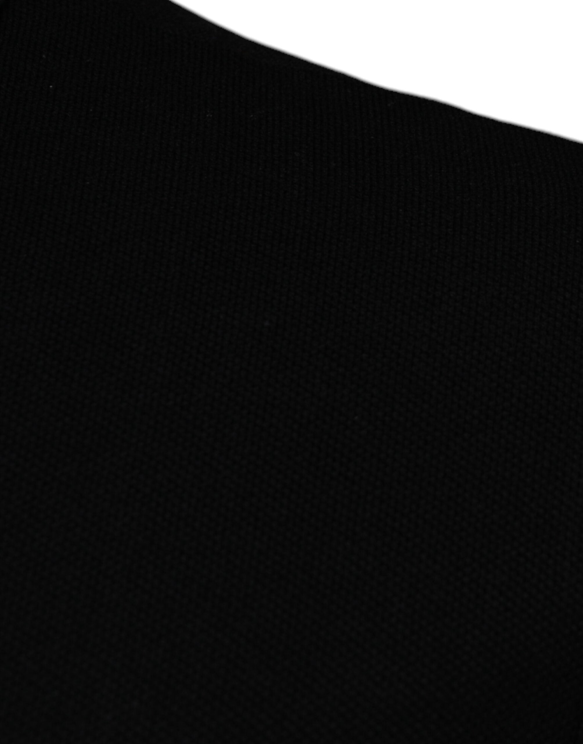 Versace – Schwarzes Poloshirt aus Viskose mit Kragen und kurzen Ärmeln