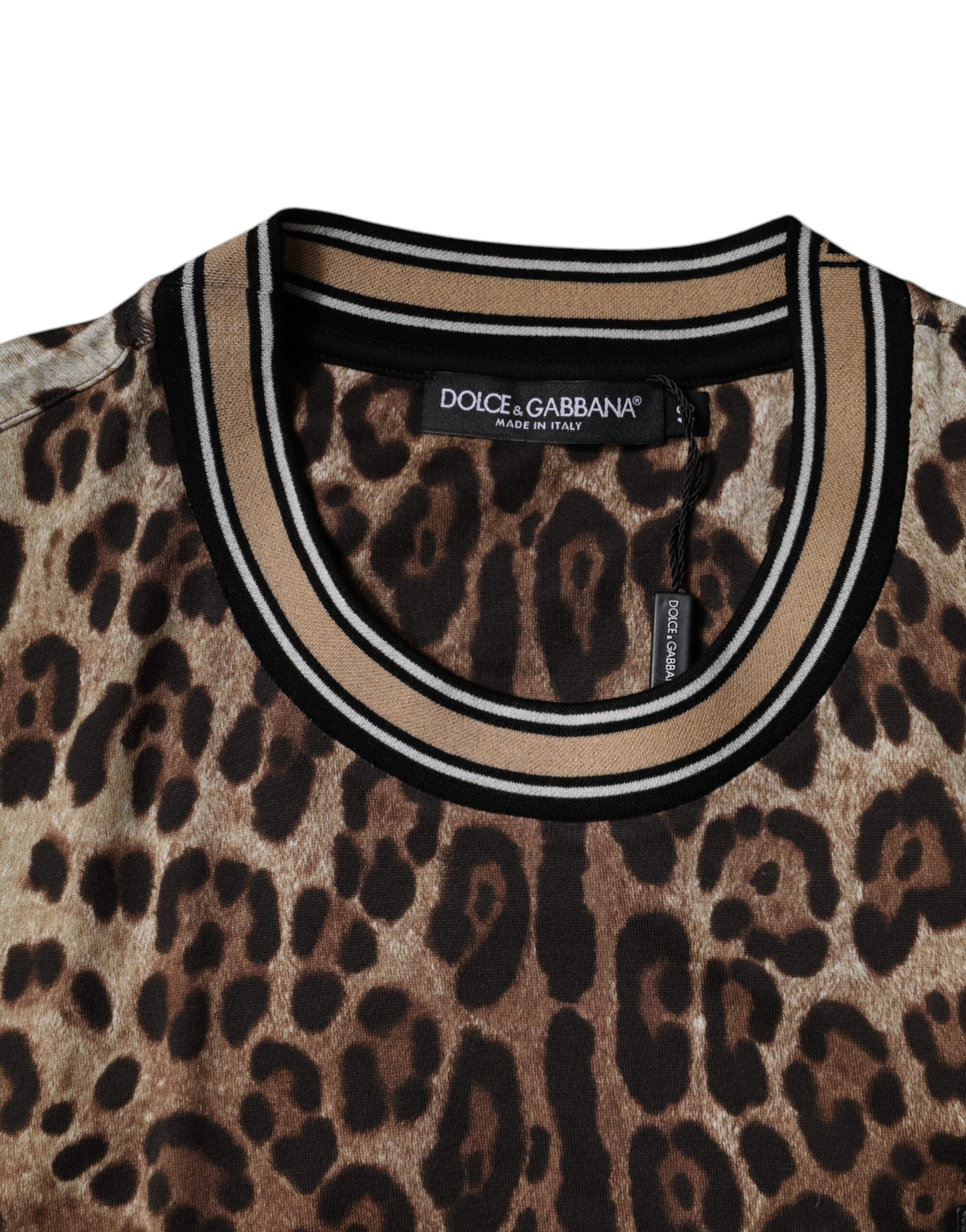 Tricou Dolce & Gabbana maro cu mânecă scurtă și guler rotund cu imprimeu leopard