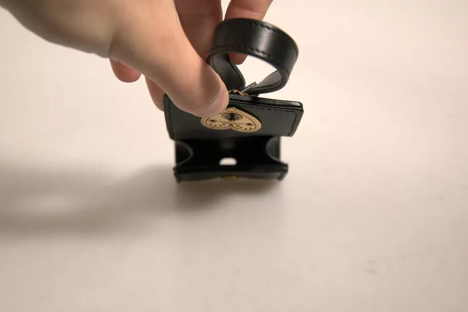 Husă Dolce & Gabbana din piele neagră Devotion Heart Strap pentru Airpods