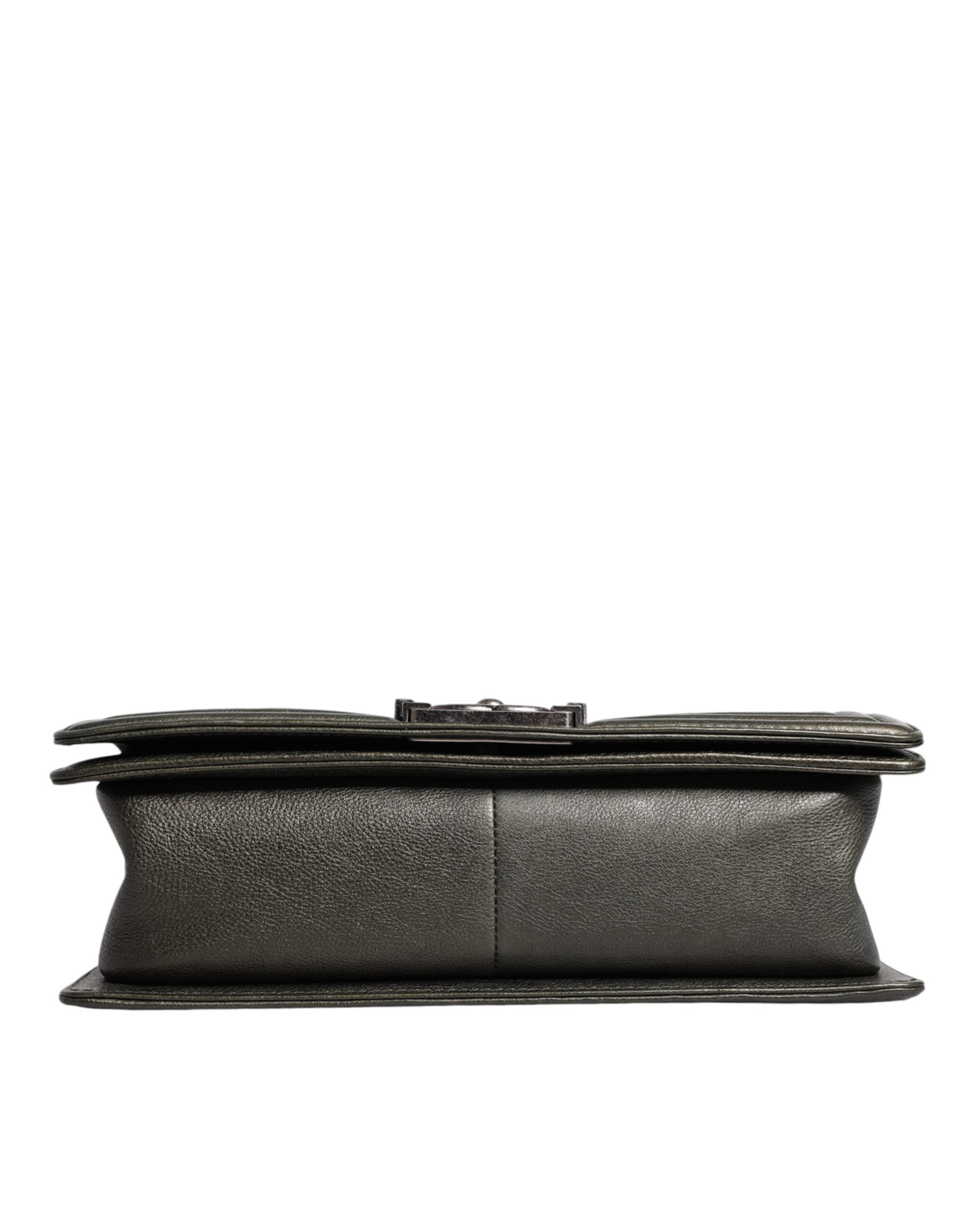 Chanel Dunkelgrüne Leder-Umhängetasche Graue Metall-Handtasche