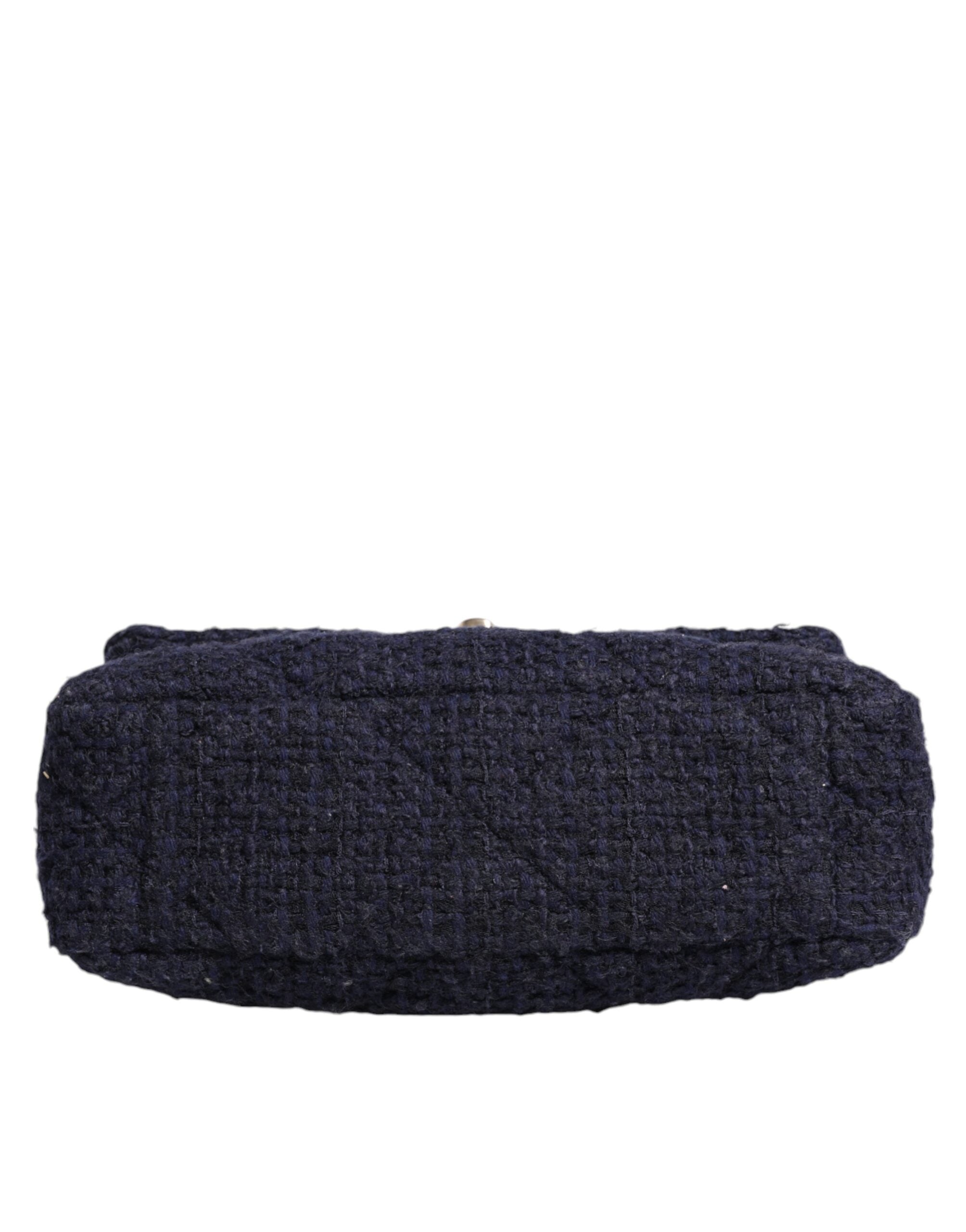 Chanel Dunkelblaue CC-Umhängetasche aus Tweed mit mittlerer Klappe und goldgrauer Kette