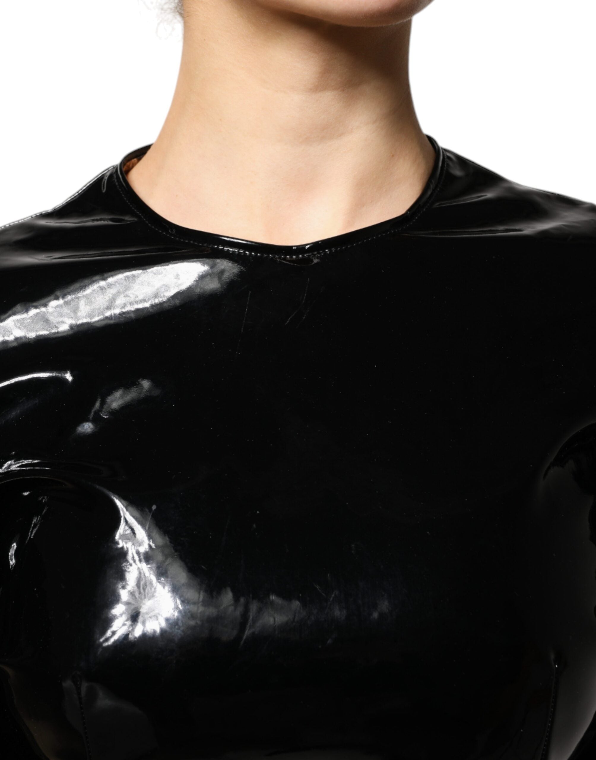 Rochie mini Dolce & Gabbana neagră din piele lăcuită cu mâneci bufante