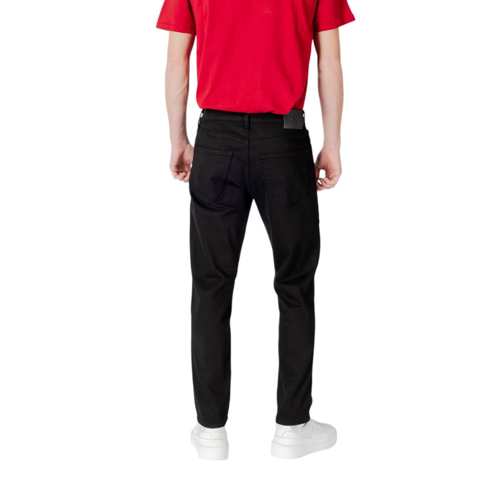 Calvin Klein Jeans – Schwarze Jeans und Hose aus recyceltem Polyester