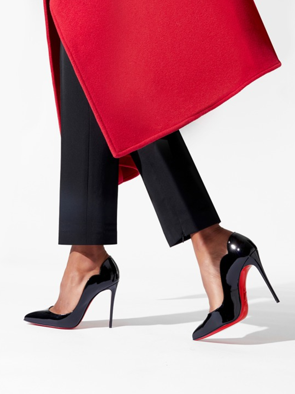 Christian Louboutin Hot Chick Pumps 100 aus schwarzem Lackleder